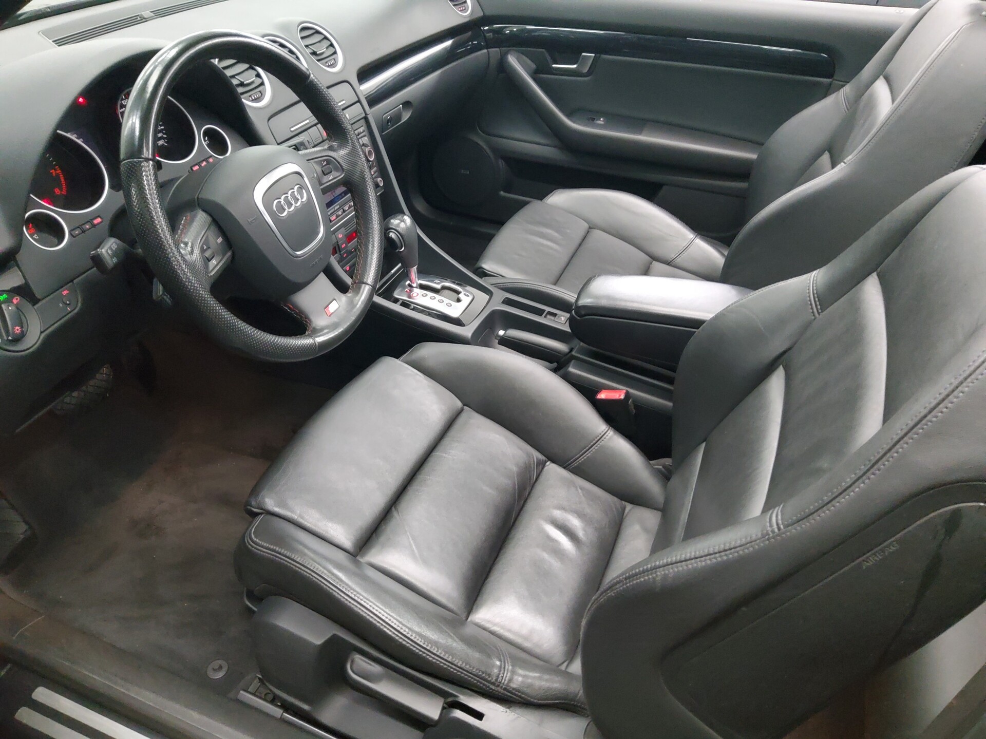 Audi A4 2.0 TFSI Cabrio S-Line Leder AHK Xenon BOSE 9