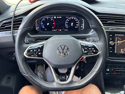 Volkswagen Tiguan 2.0 TDI R-Line NAVI LED vc SHZ PDC 9