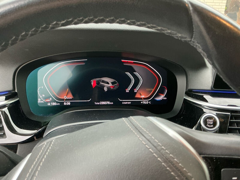 BMW 520dA Touring Sport-Line NAVI LED SHZ PDC 9