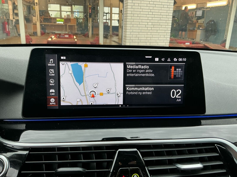 BMW 520dA Touring Sport-Line NAVI LED SHZ PDC 10