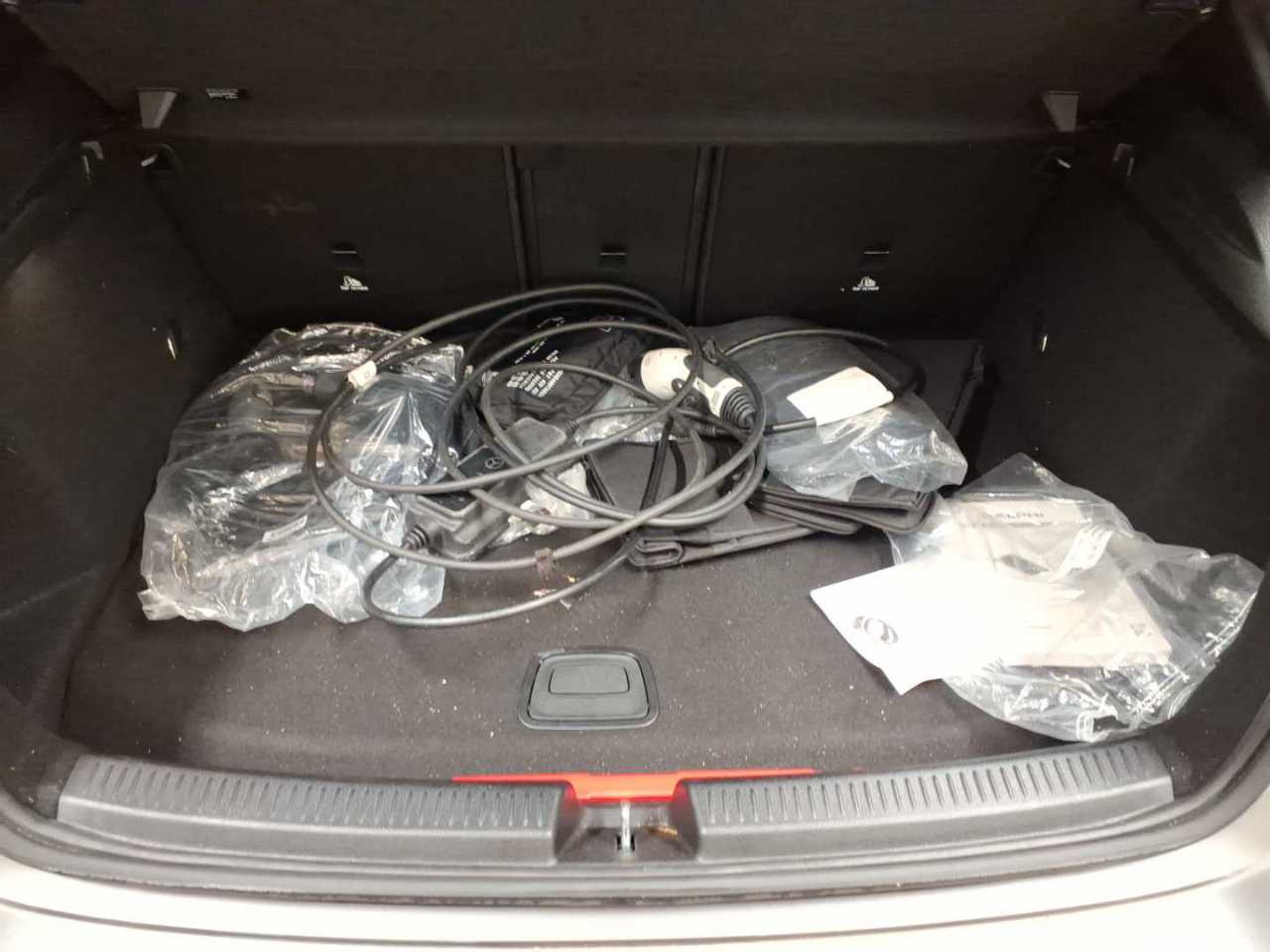 Mercedes-Benz A 250 e NAVI KLIMAAUT SHZ RFK LED 11