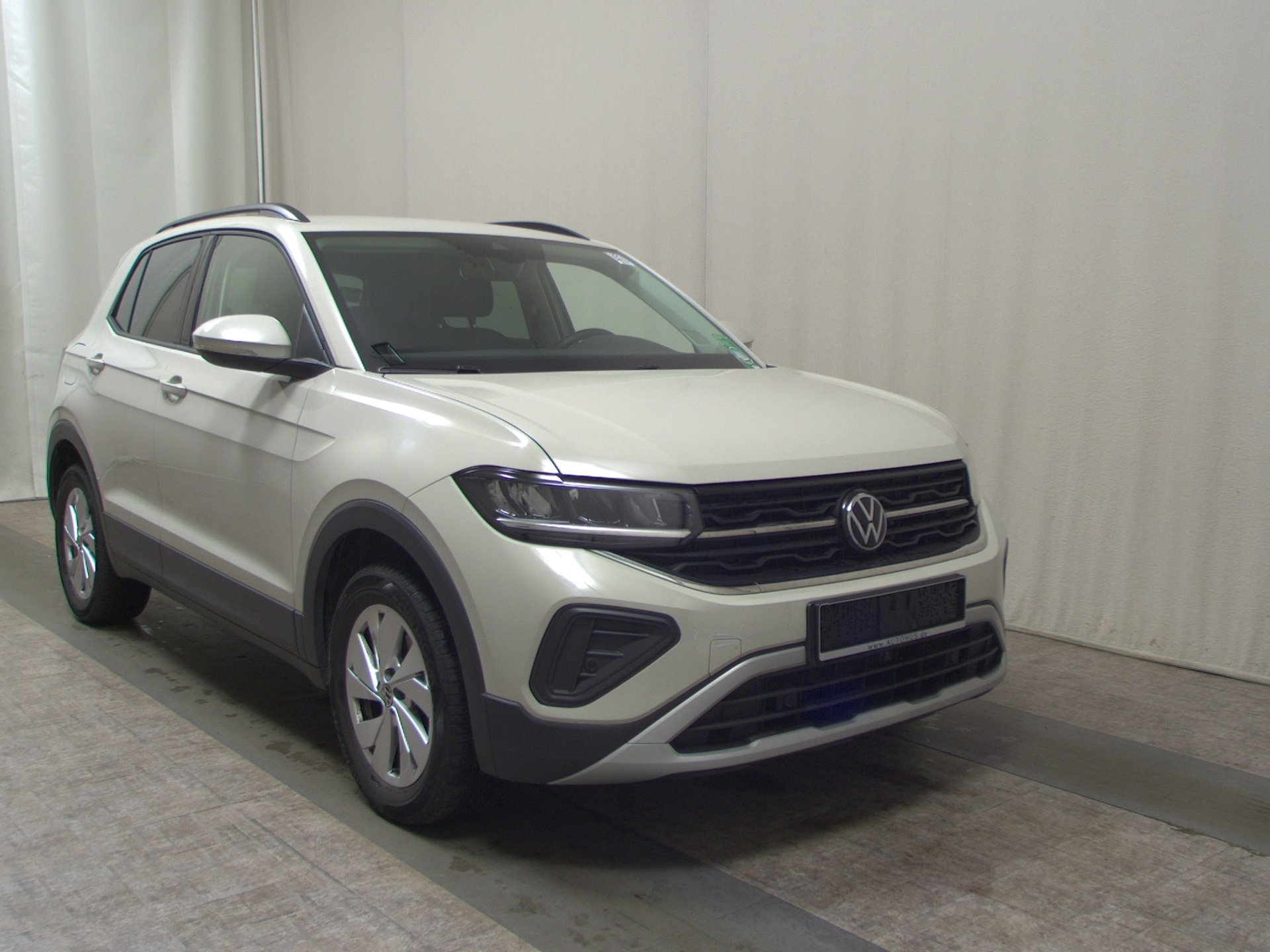 Volkswagen T-Cross 1.0 TSI Life Navi DC LED ACC SHZ PDC 3