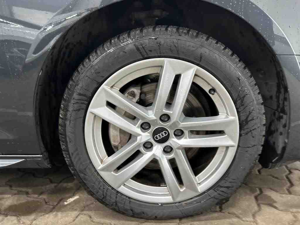 Audi A4 Avant 2.0 FSI advanced NAVI KLIMAAUT SHZ PDC LED 12