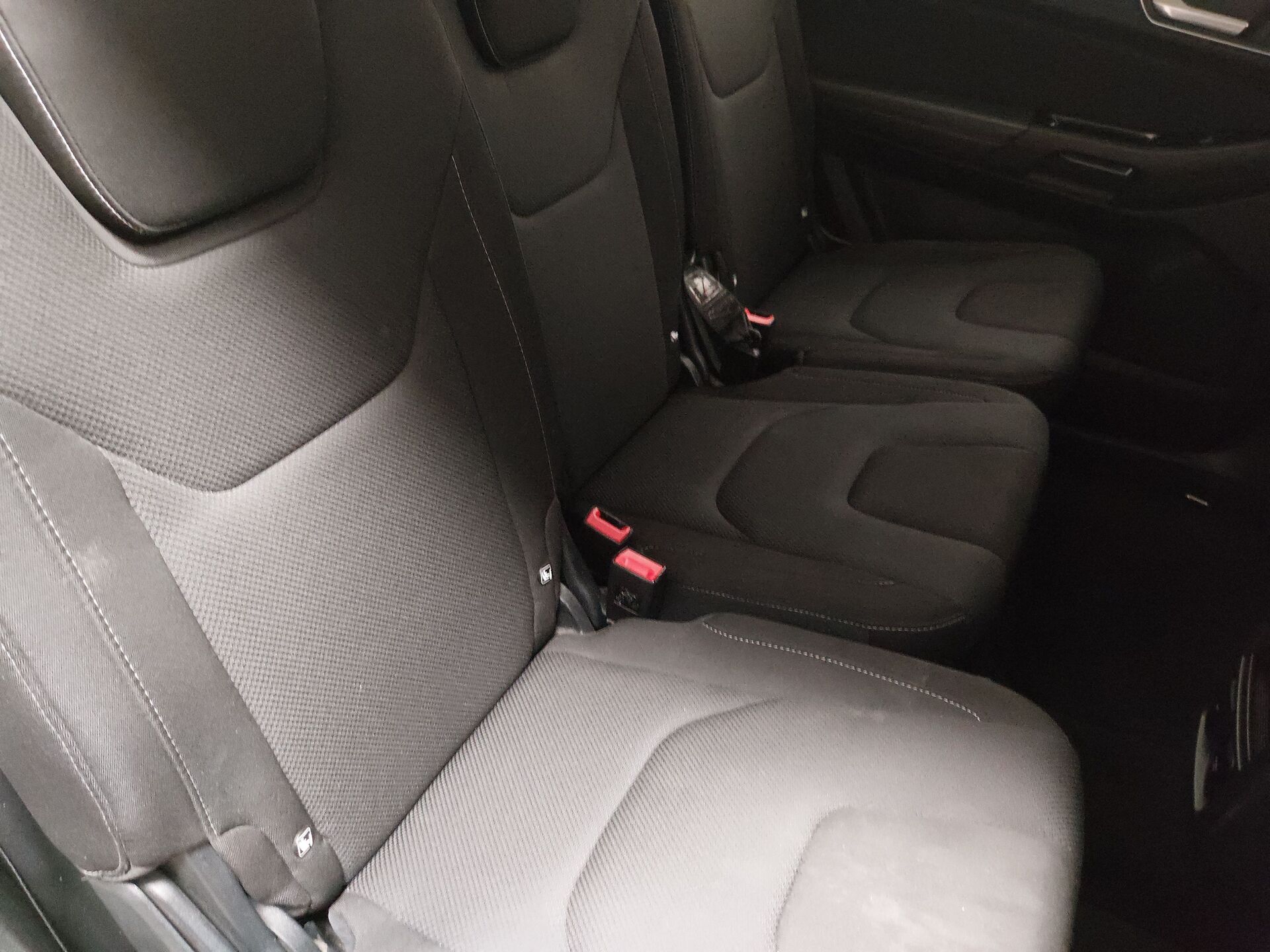 Ford S-Max 2.0 EB Titanium Navi Shz 7 Sitze PDC 17