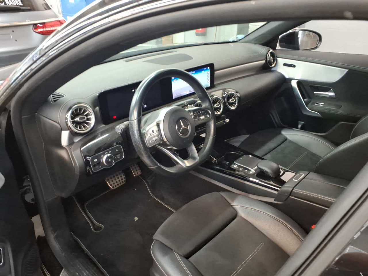 Mercedes-Benz CLA 200 Coupé AMG-Line Night Navi LED 5