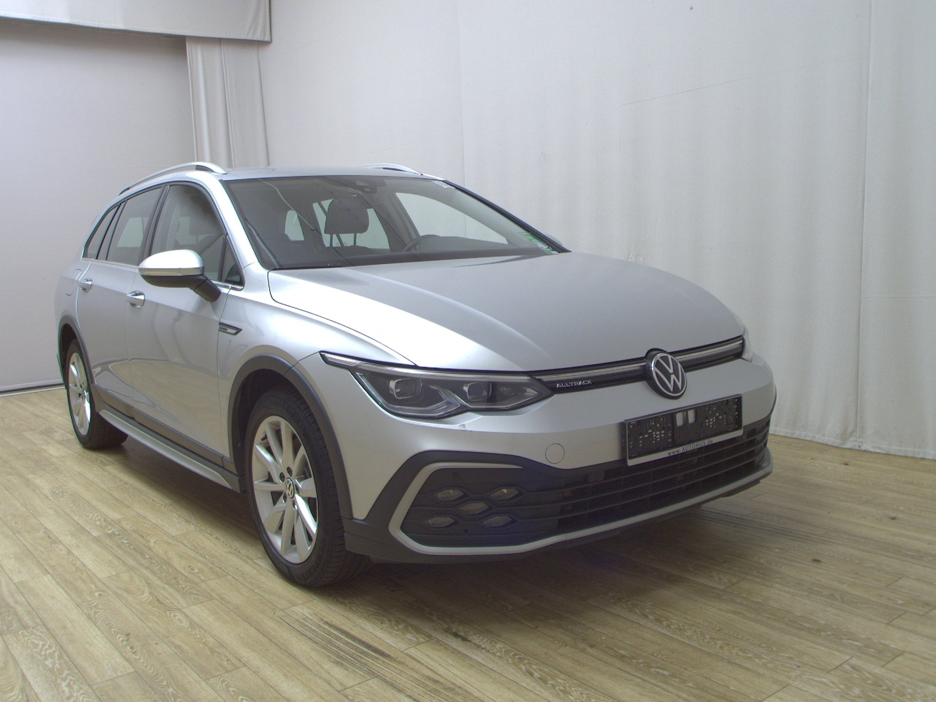 Volkswagen Golf-8 Alltrack 2.0 TDI 4M Navi LED+ AID AHK ACC 3