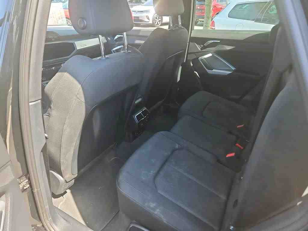 Audi Q3 35 TDI S-Line RFK LED AHK 7