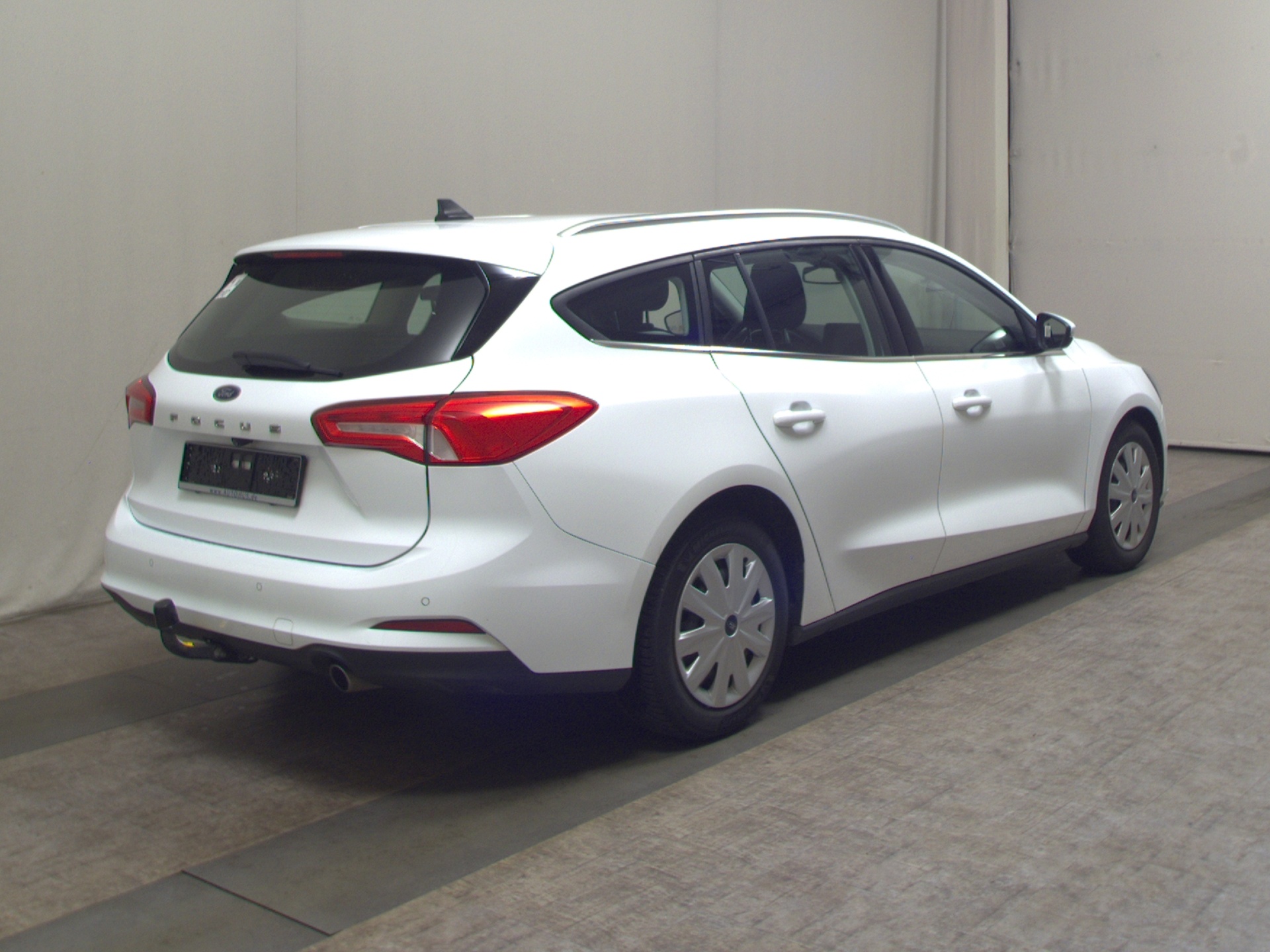 Ford Focus Turnier 1.5 EB Cool&Connect Navi LED RfK 4