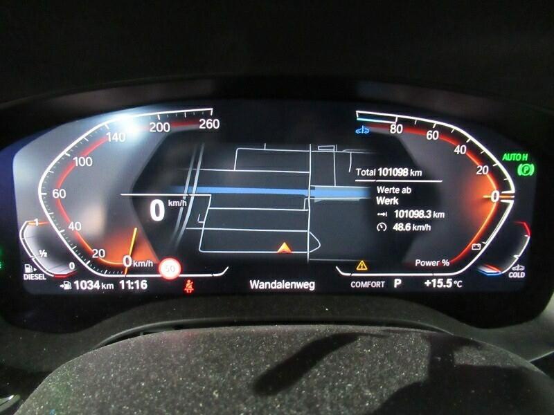 BMW 520dA Touring NAVI KLIMAAUT LED SHZ PDC 11