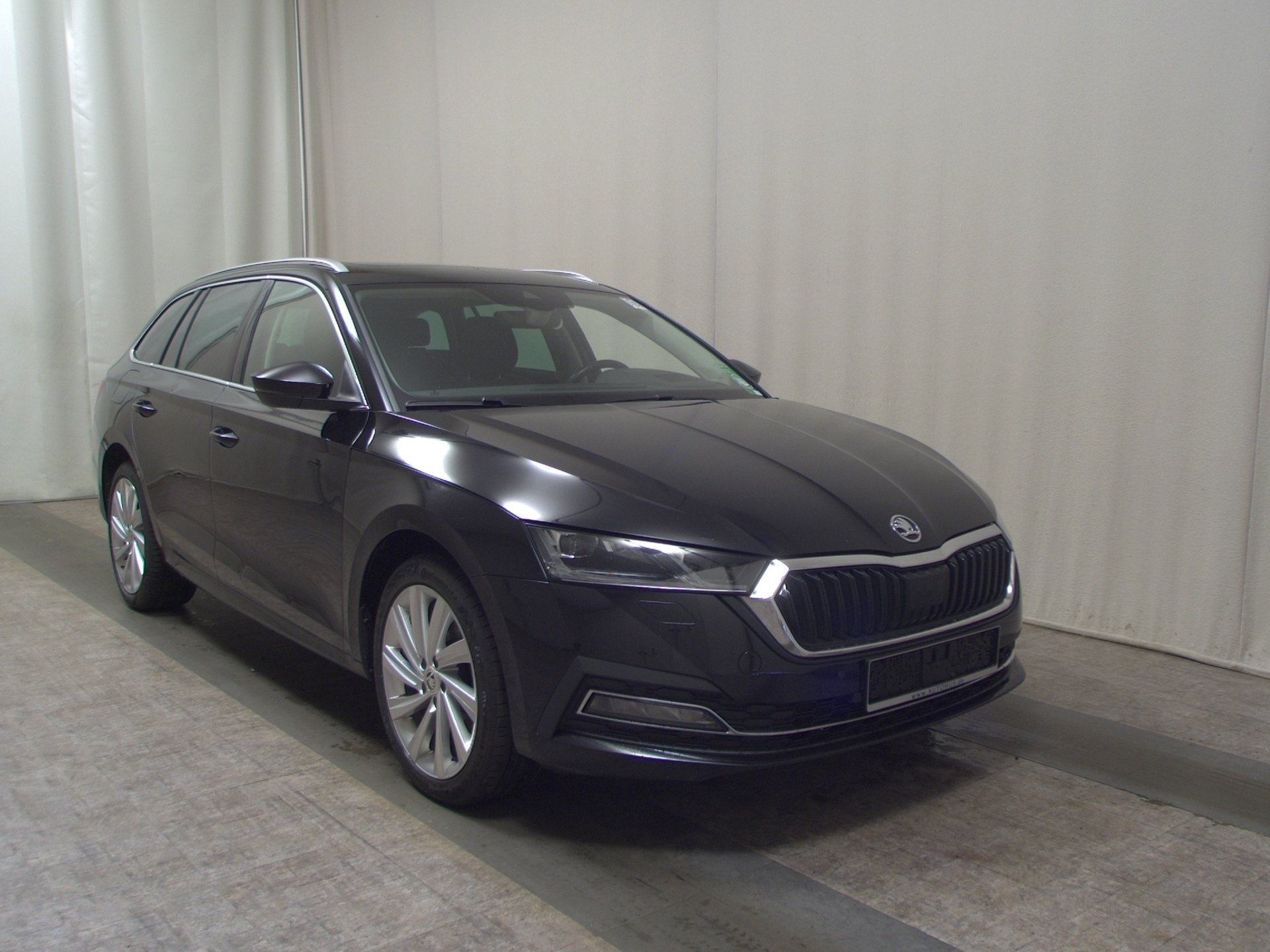 Skoda Octavia Kombi 1.4 TSI iV Style Navi HuD vc LED+ 3