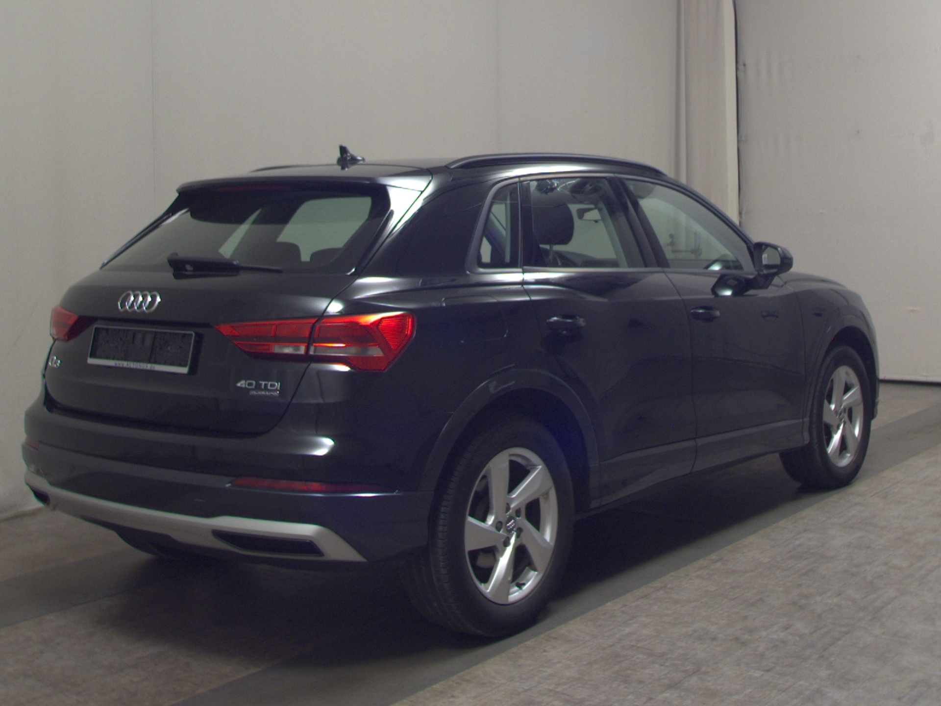 Audi Q3 40 TDI advanced Navi LED Virtual PDC SHZ 4