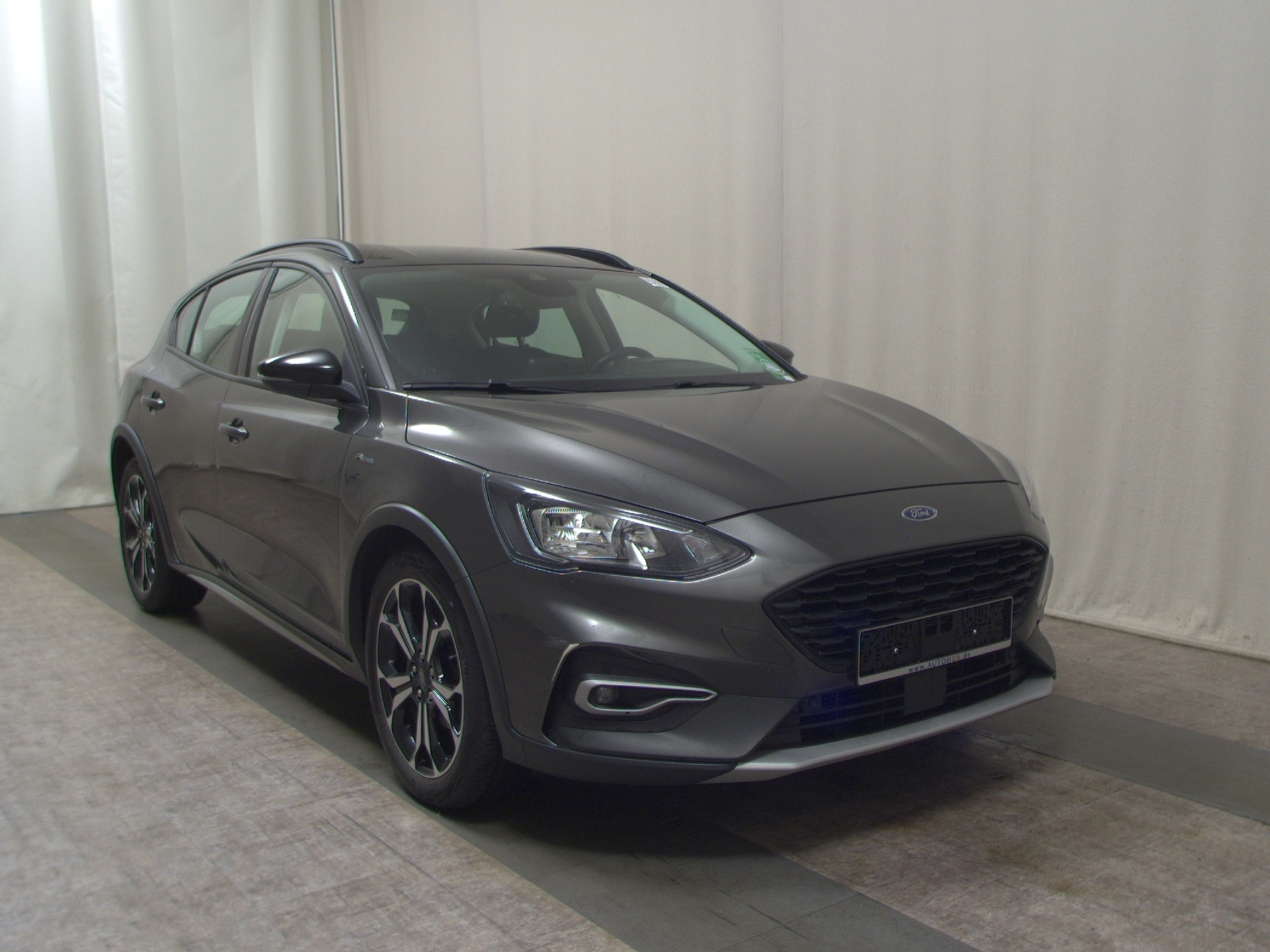 Ford Focus 1.5 EB Active Navi LED HuD B&O Sound RFK 3
