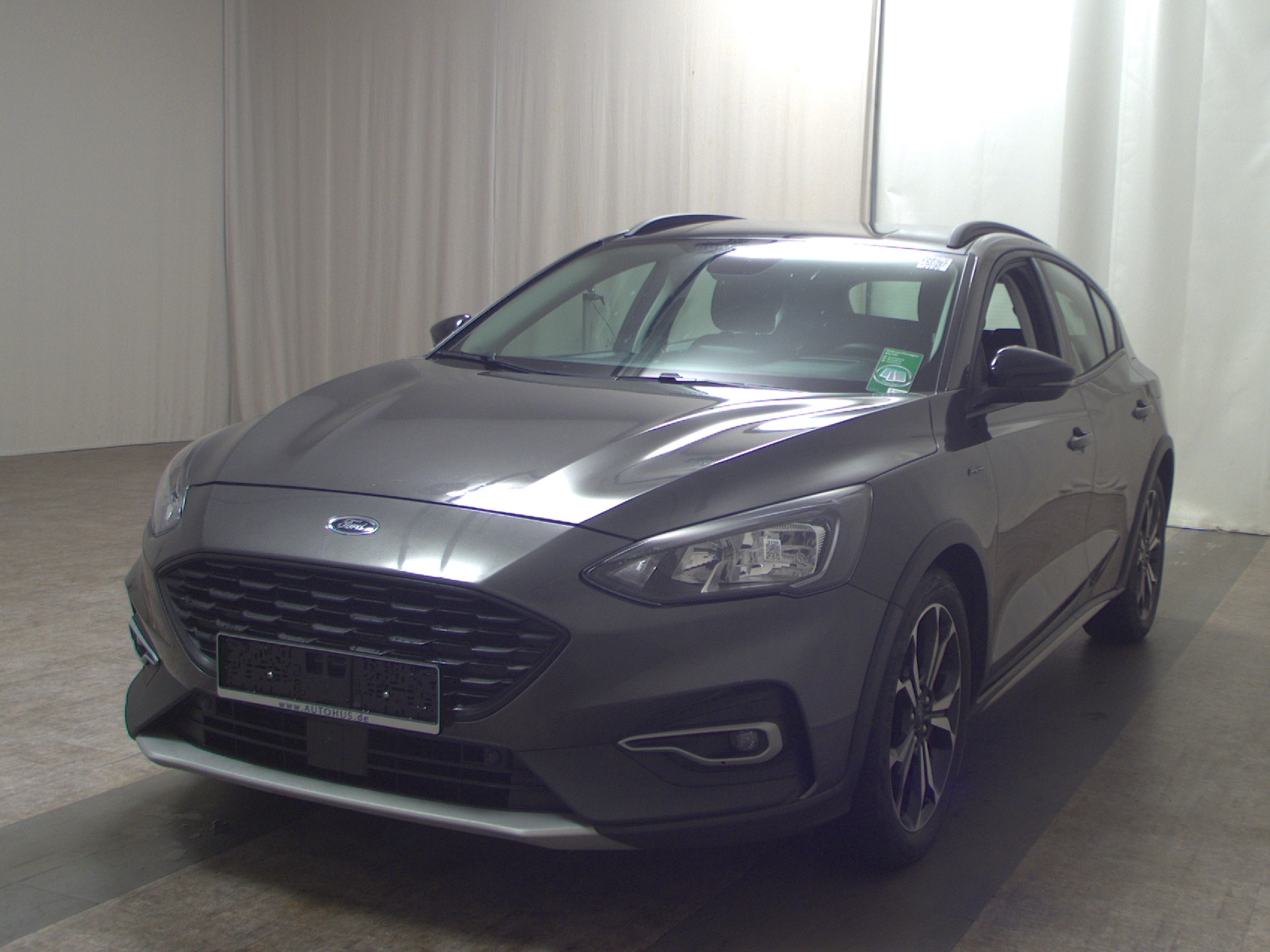Ford Focus 1.5 EB Active Navi LED HuD B&O Sound RFK 2