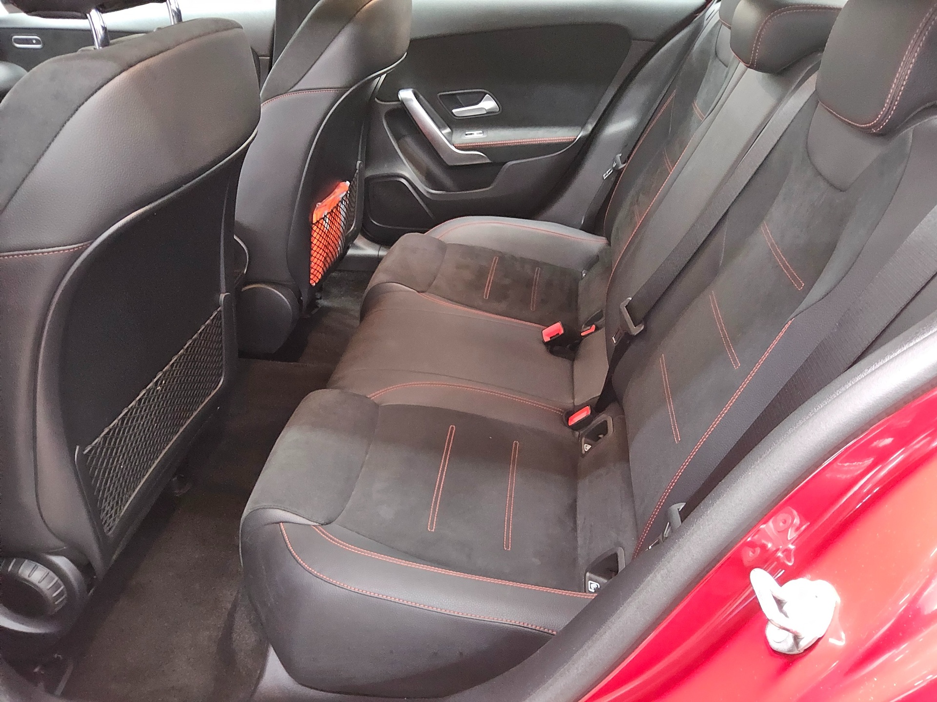 Mercedes-Benz A 250 e AMG-Line Night Navi LED Ambiente 13
