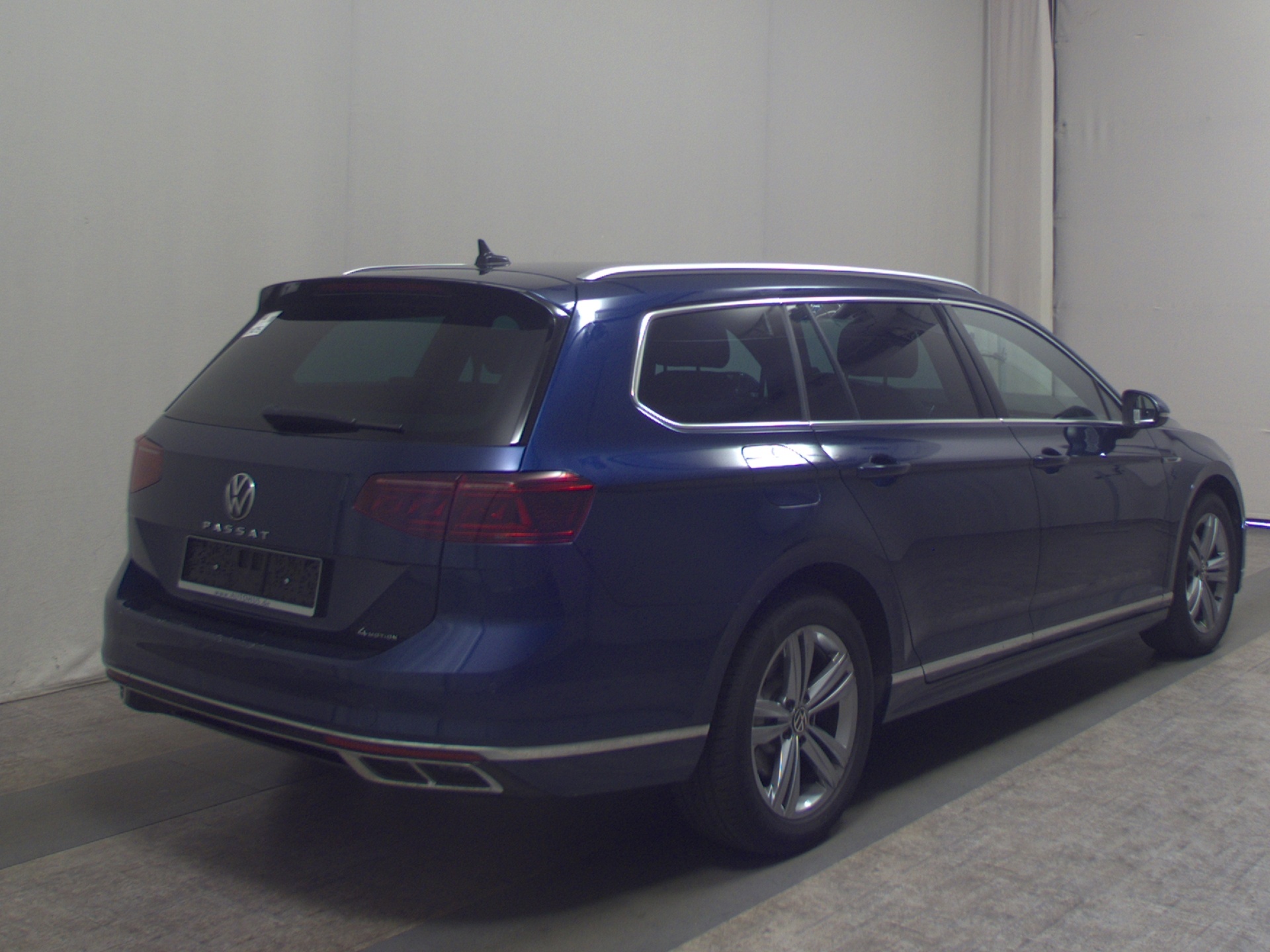 Volkswagen Passat Var. 2.0 TDI R-Line Leder Navi Matrix 4