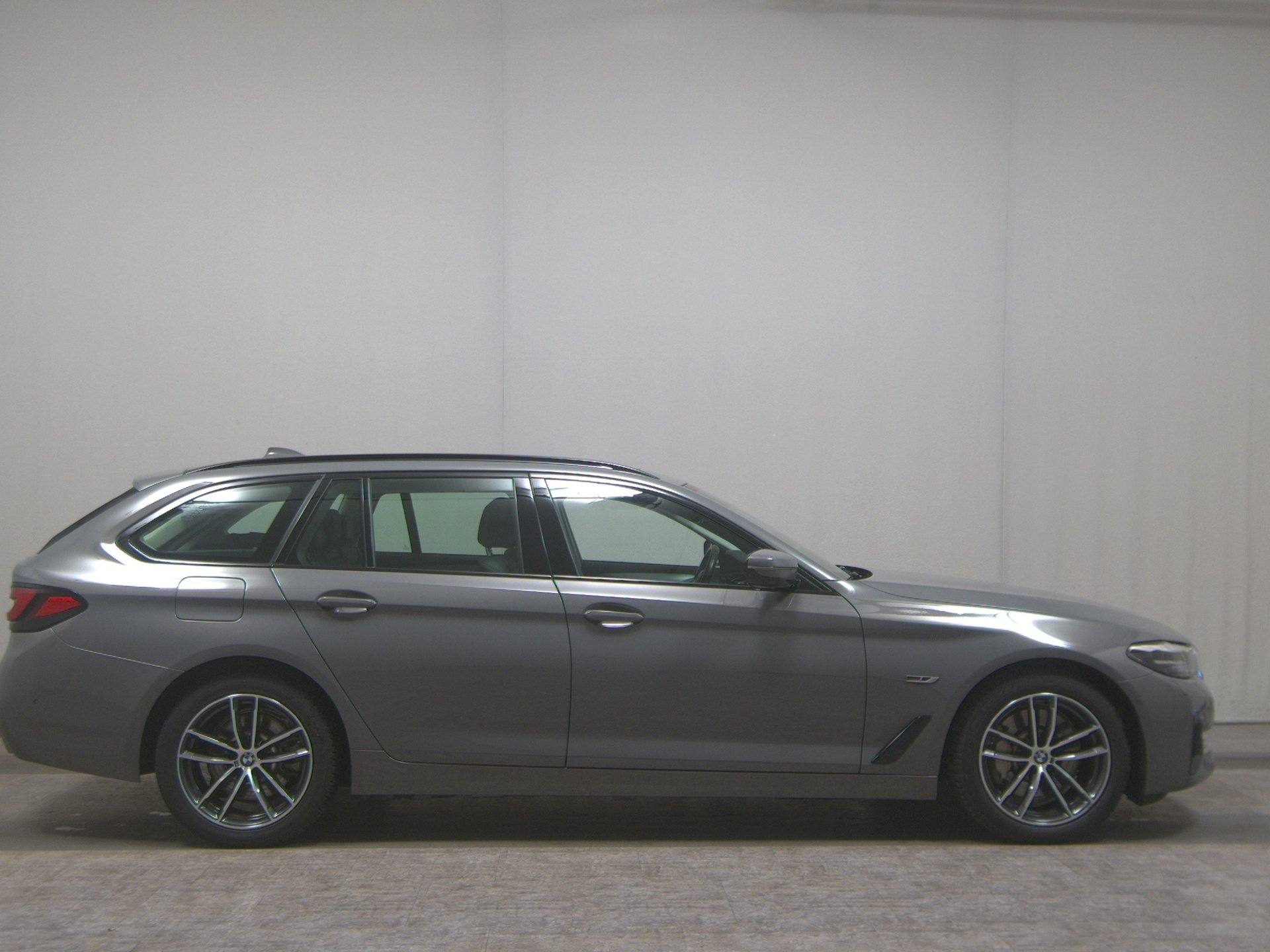 BMW 530e Touring e T-Leder Navi LED LC prof. Shadow Pano