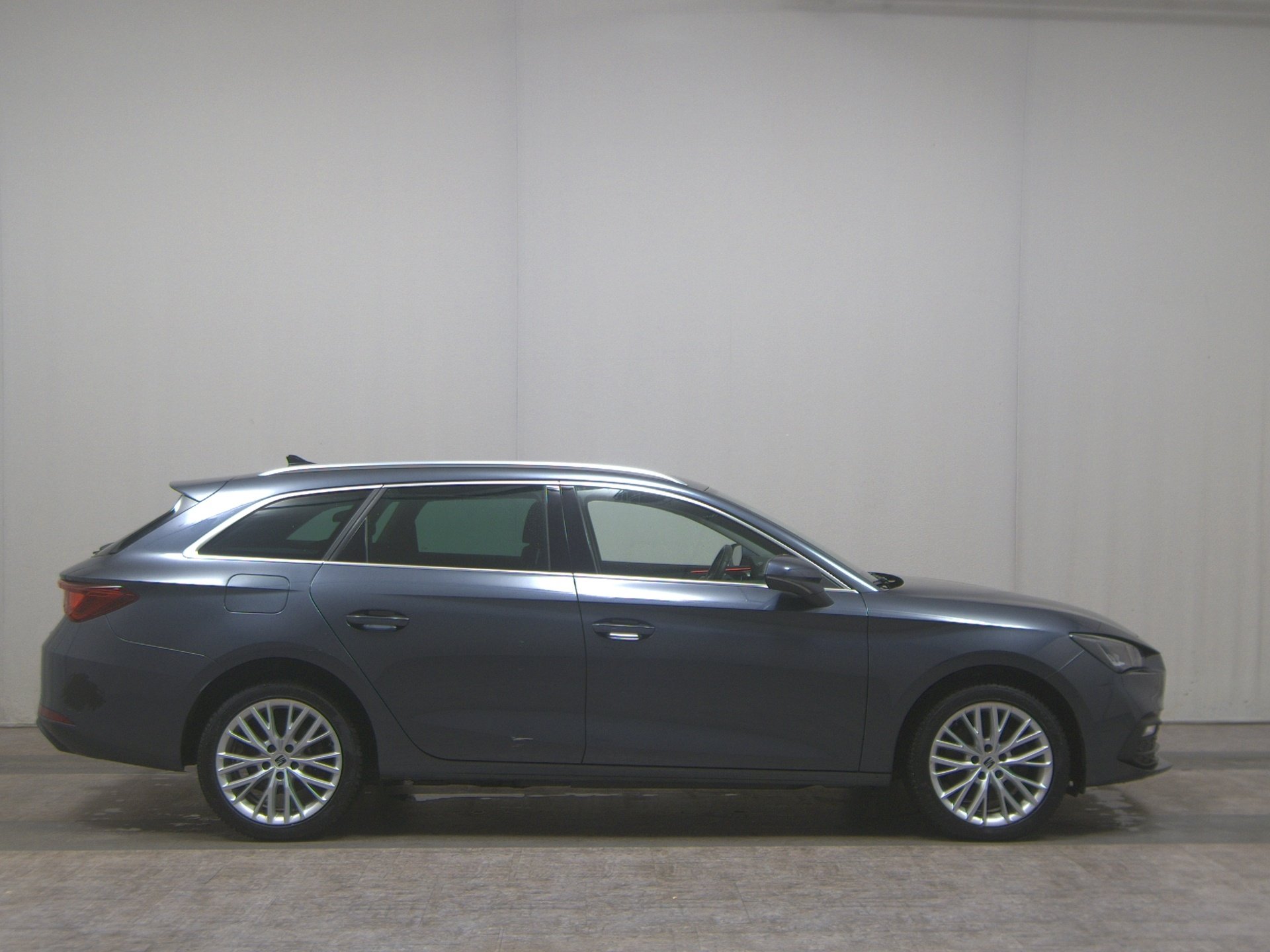 Seat Leon Sportstourer 1.4 e-HYBRID Xcellence Nav AHK