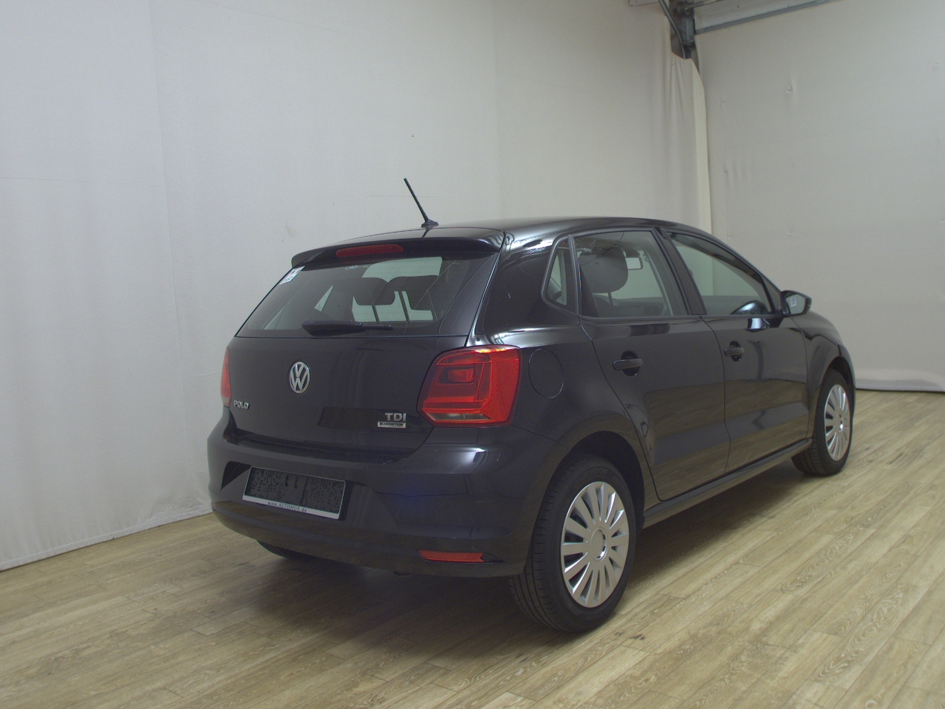 Volkswagen Polo 1.2 TSI Trendline 4-Türer Klimaaut. SHZ 4