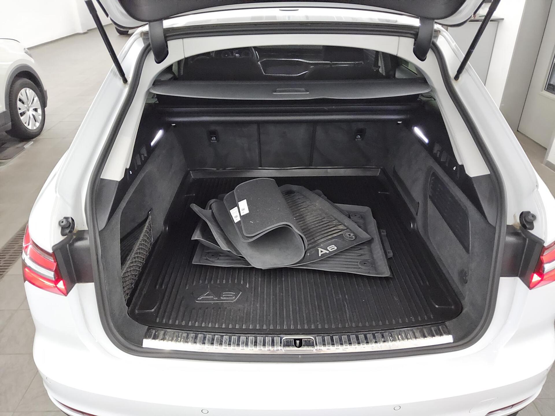 Audi A6 Avant 45 TDI Qu. sport Navi LED vc Pano Sound 12