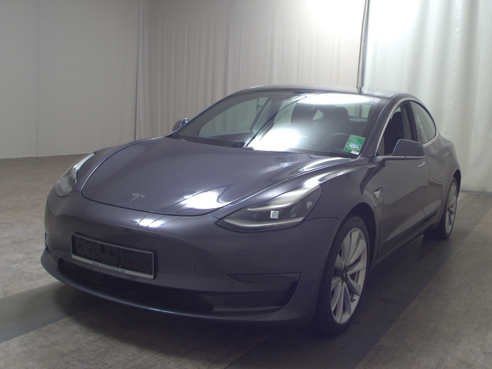 Tesla Model 3 Leder Navi LED Kamera 2