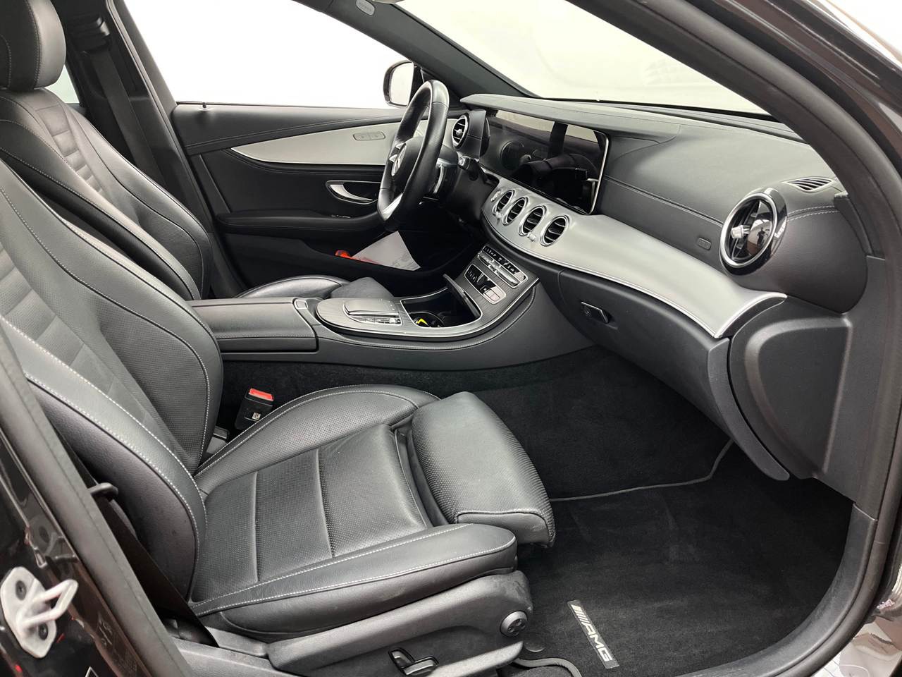 Mercedes-Benz E 300 T de 4M AMG-Line Navi LED Pano Leder Burm 6
