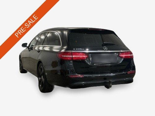 Mercedes-Benz E 220 T d Avantgarde T-Leder Navi LED AHK 4
