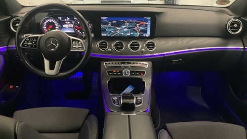 Mercedes-Benz E 220 T d Avantgarde T-Leder Navi LED AHK 5