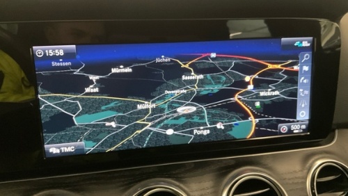 Mercedes-Benz E 220 T d Avantgarde T-Leder Navi LED AHK 10