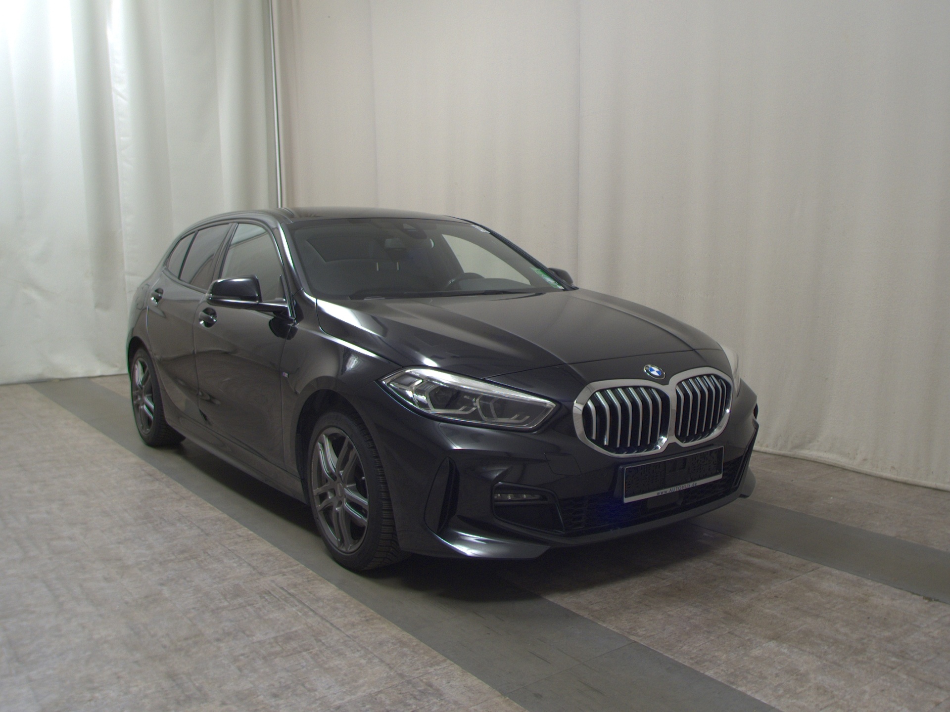 BMW 118iA M-Sport 3