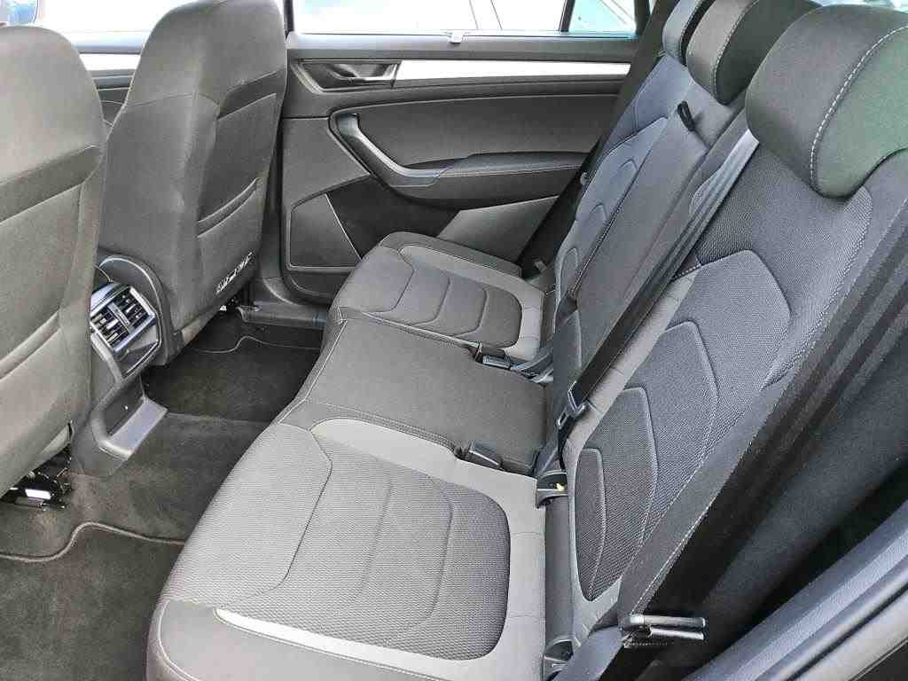 Skoda Kodiaq 2.0 TDI Navi vc AHK LED 7