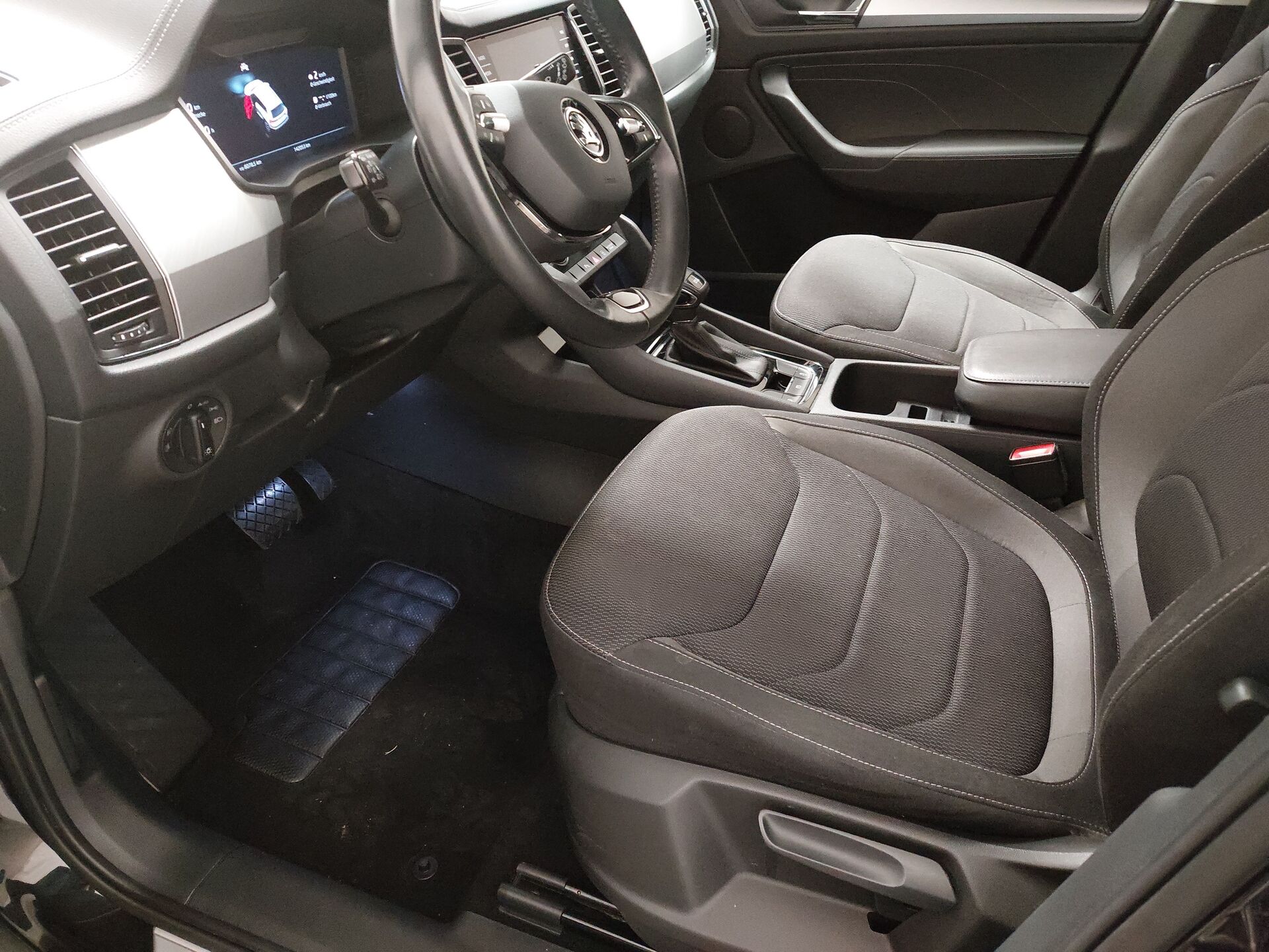 Skoda 2.0 TDI 2.0 TDI Ambition Navi vc AHK LED Kamera 8