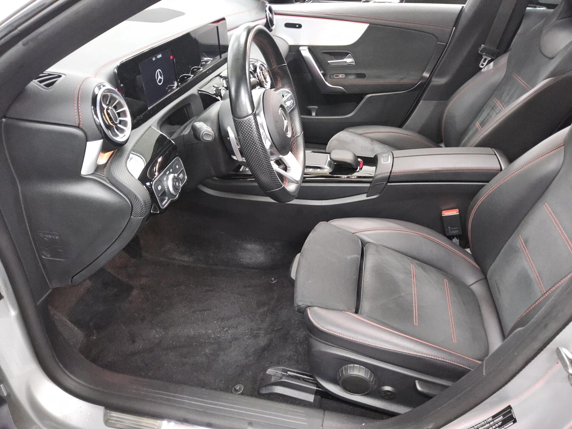 Mercedes-Benz CLA 200 SB d AMG-Line Night Navi Pano MB-LED AHK 9