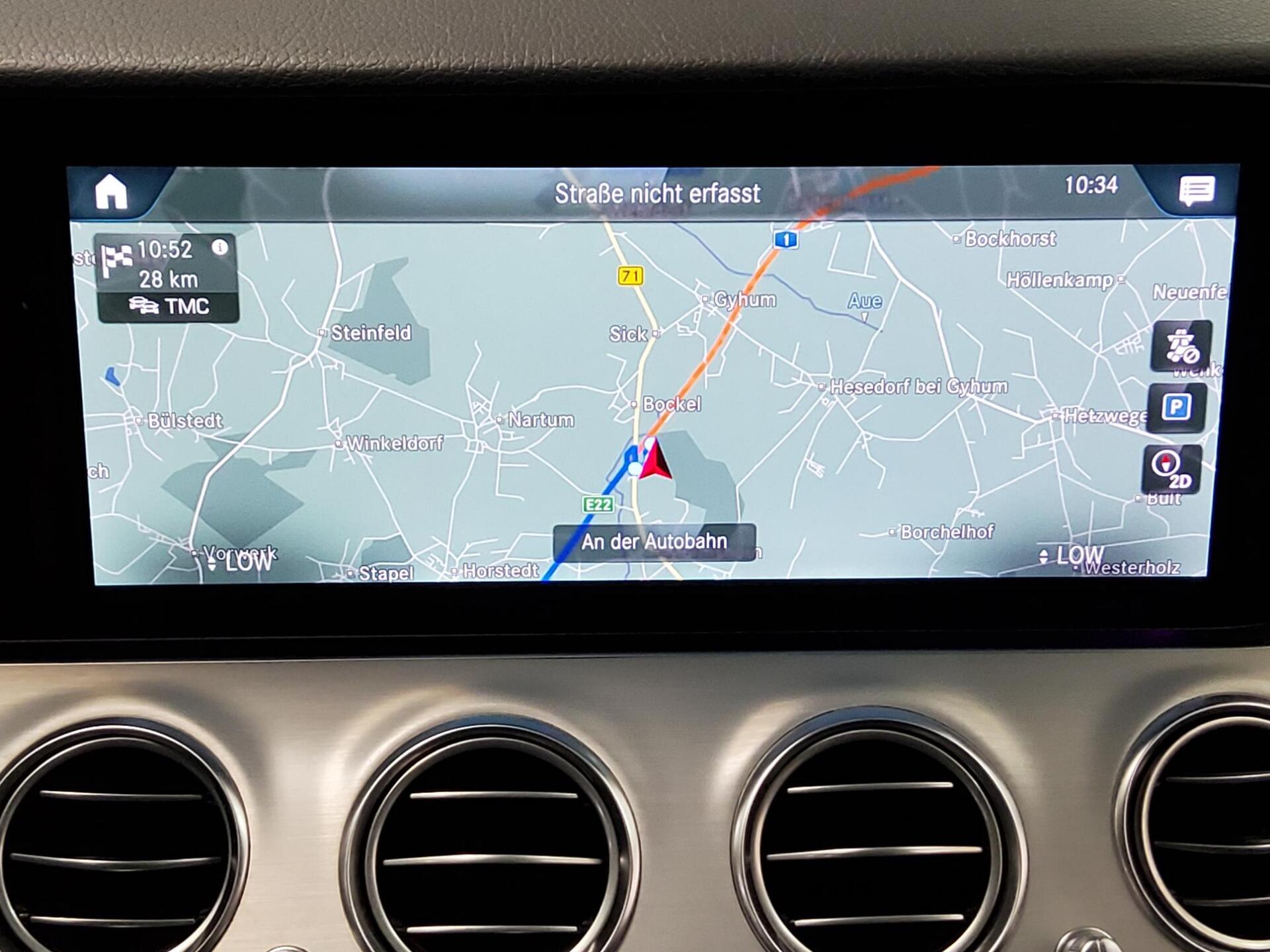 Mercedes-Benz E 300 T de 4M Avantgarde Widescreen HuD MB-LED 7