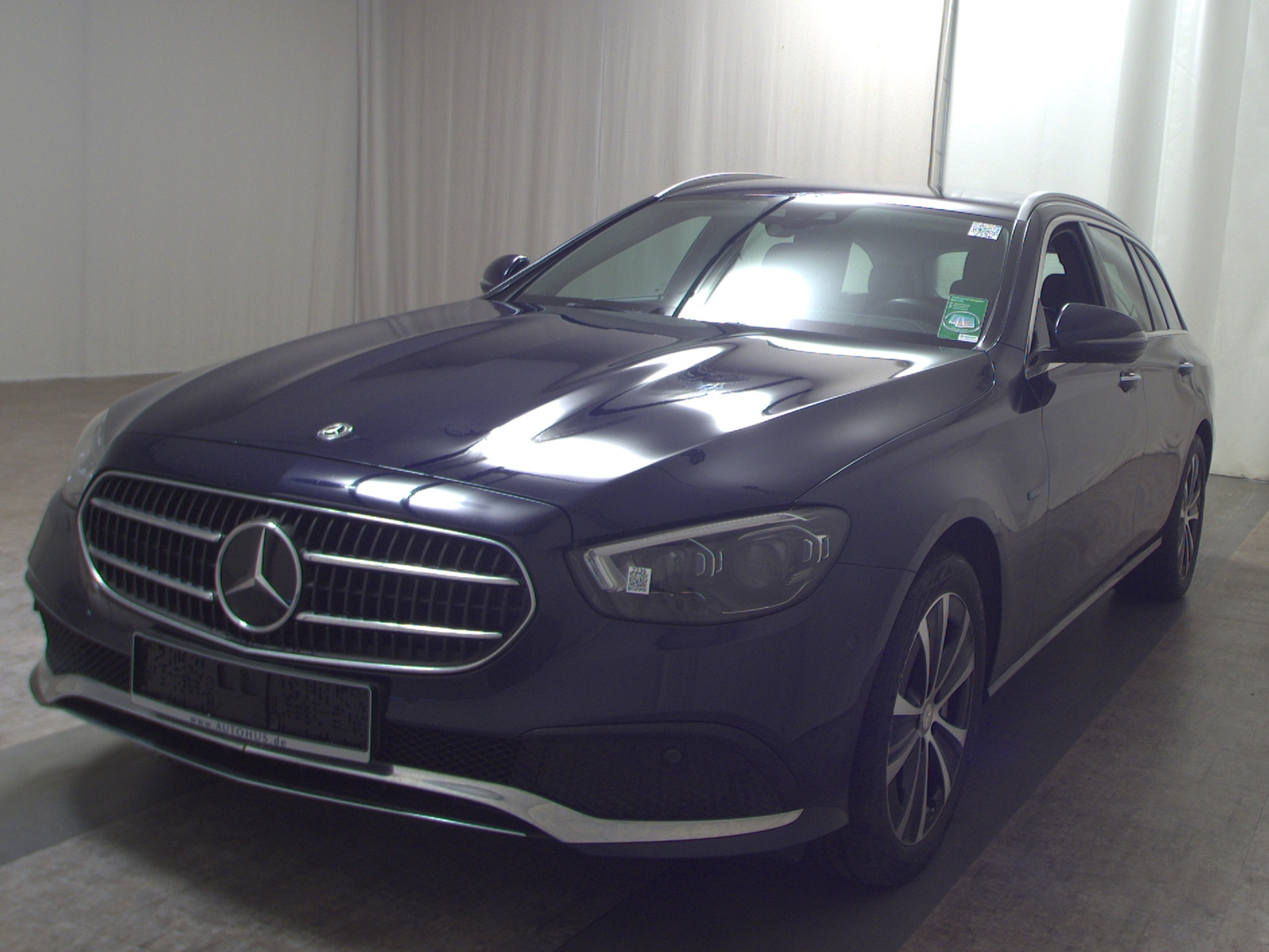 Mercedes-Benz E 300 T de 4M Avantgarde Widescreen HuD MB-LED 2