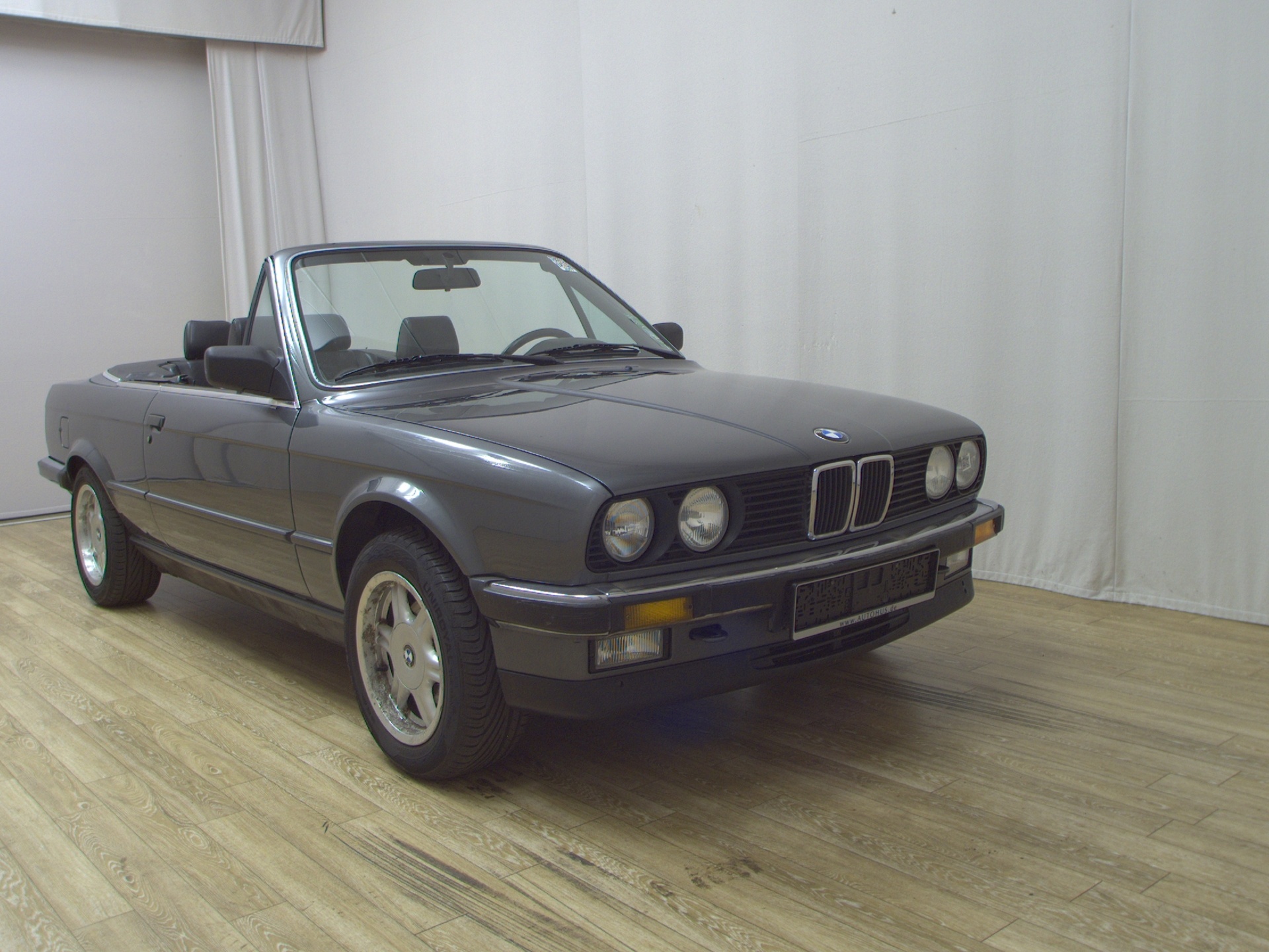 BMW 325i Cabrio Leder Sportsitz Hardtop Radio 3