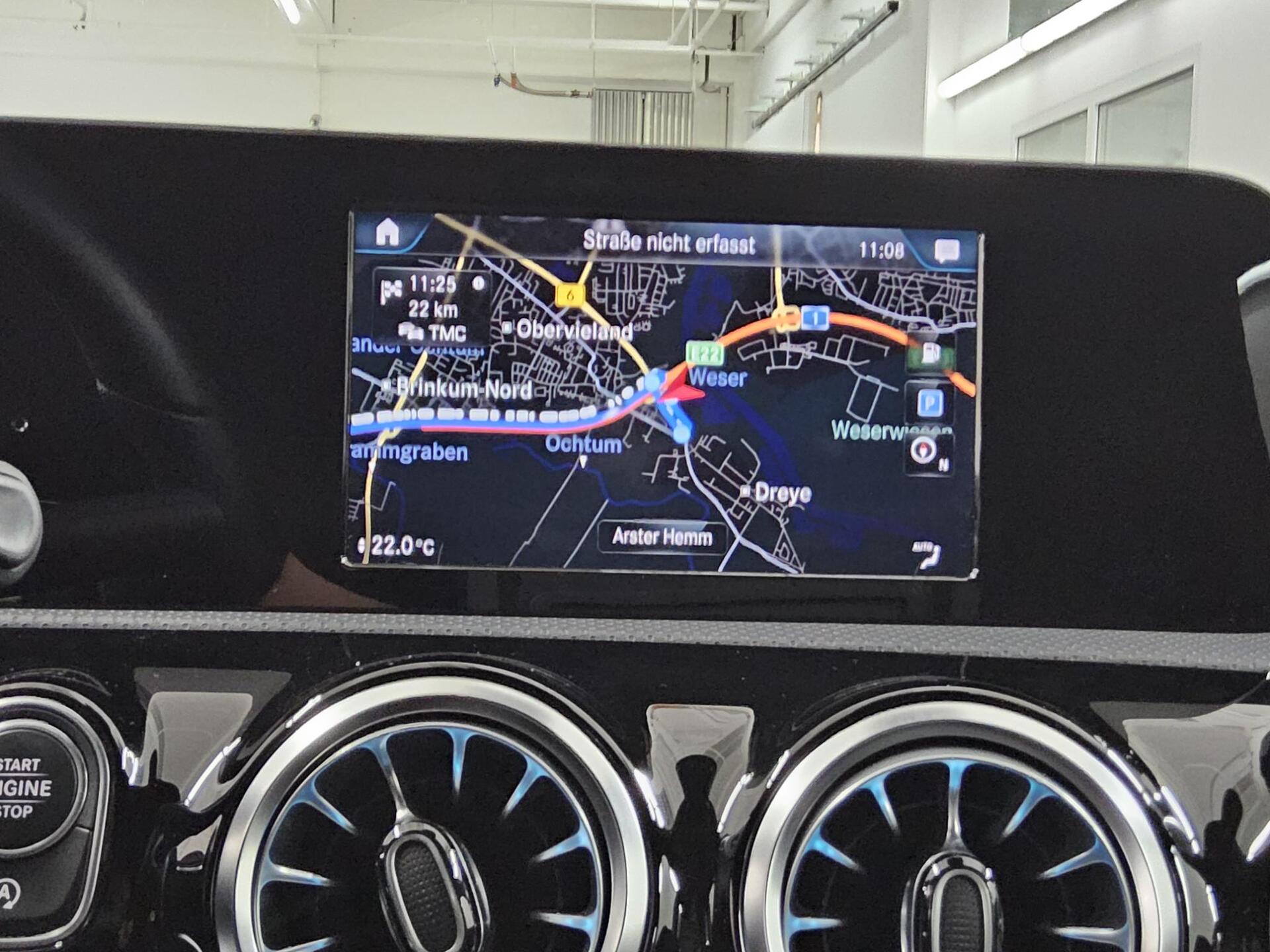 Mercedes-Benz A 220 d AMG-Line Night Navi LED Sound Ambiente 7