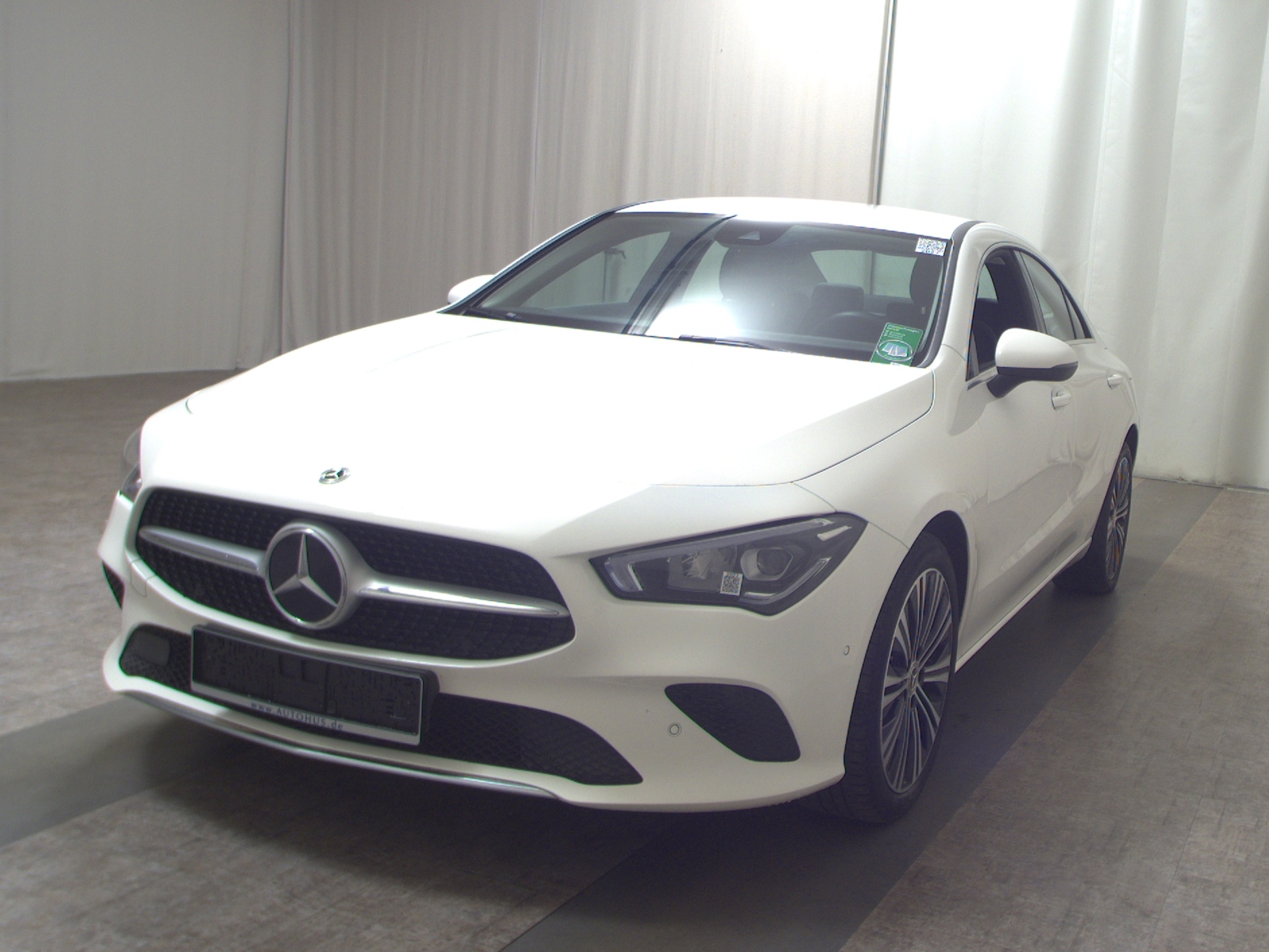 Mercedes-Benz CLA 200 Progressive T-Leder Navi LED SHZ 2