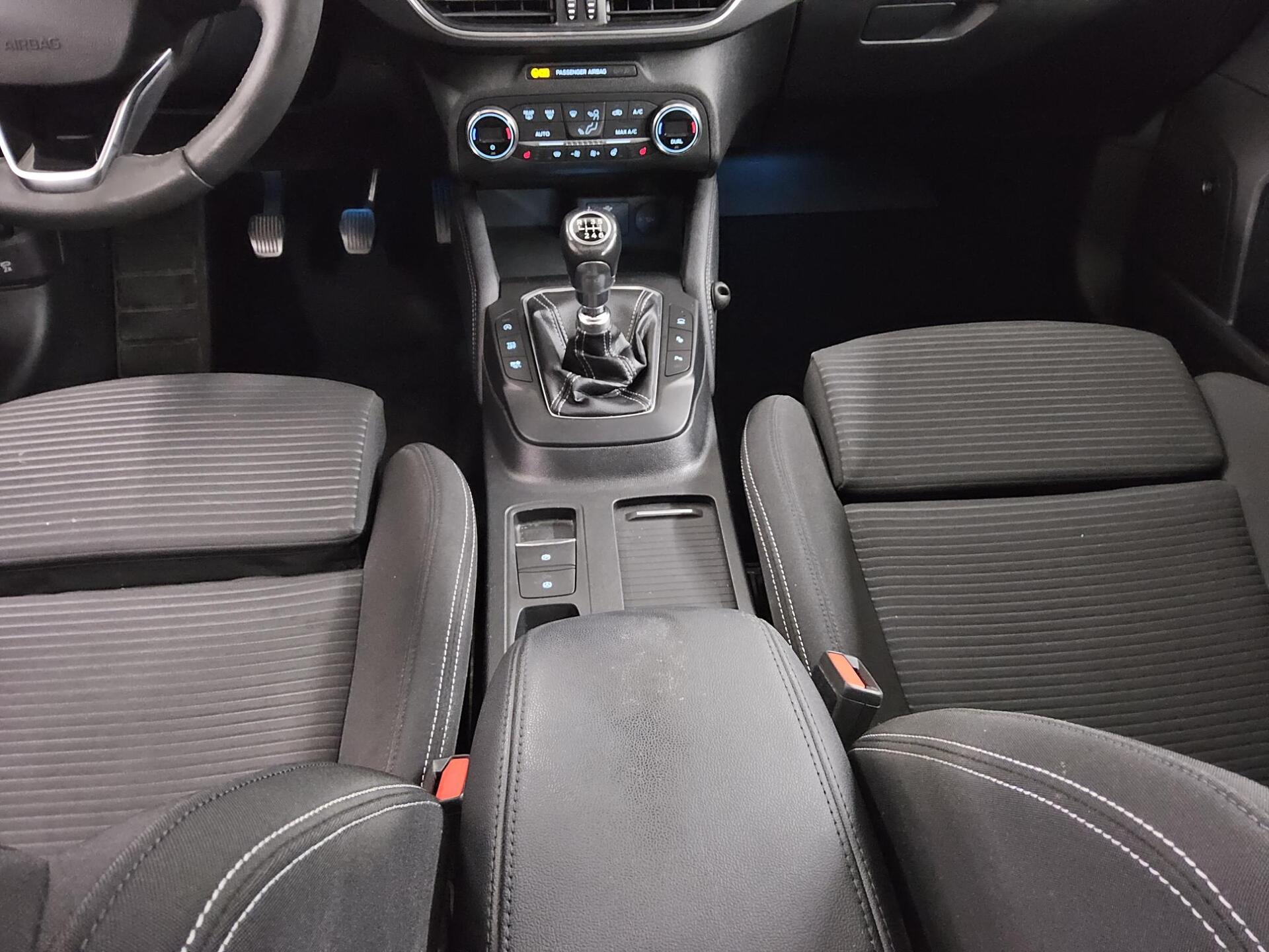 Ford Focus Turnier 2.0 EB Titanium Navi Pano Sthzg 6