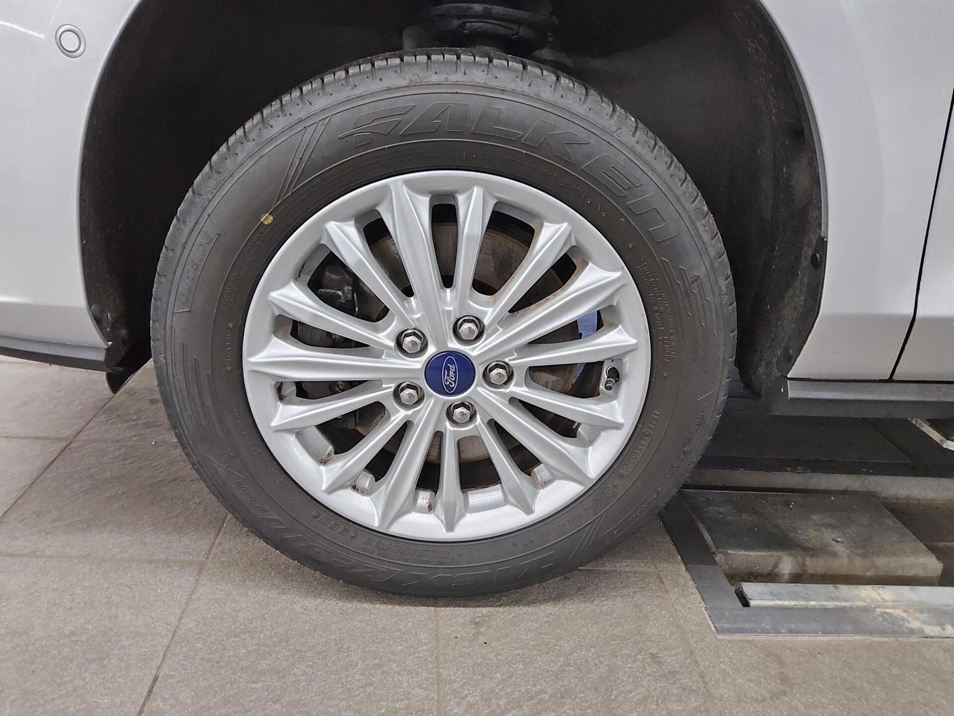 Ford Focus Turnier 2.0 EB Titanium Navi Pano Sthzg 10