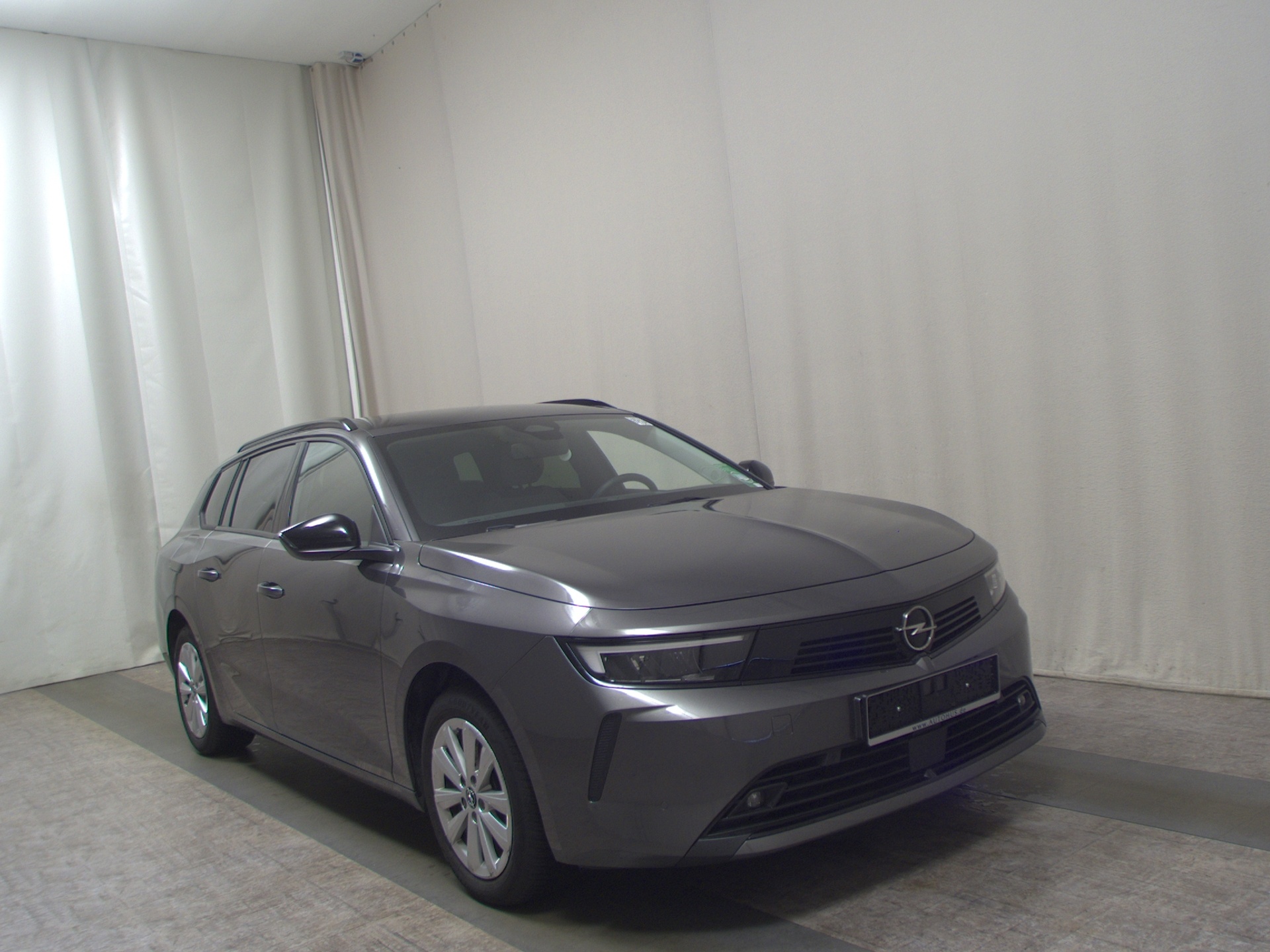 Opel Astra ST 1.2 Turbo Business Ed. Navi LED RfK PDC 3