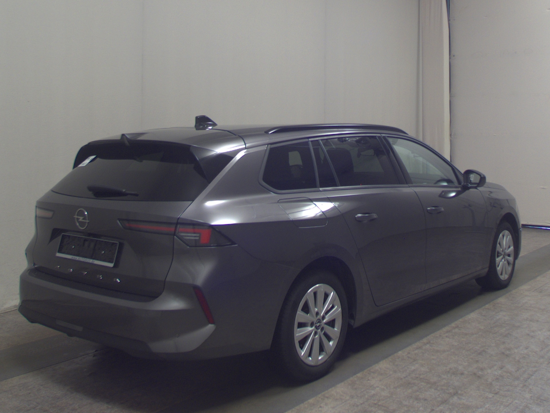 Opel Astra ST 1.2 Turbo Business Ed. Navi LED RfK PDC 4