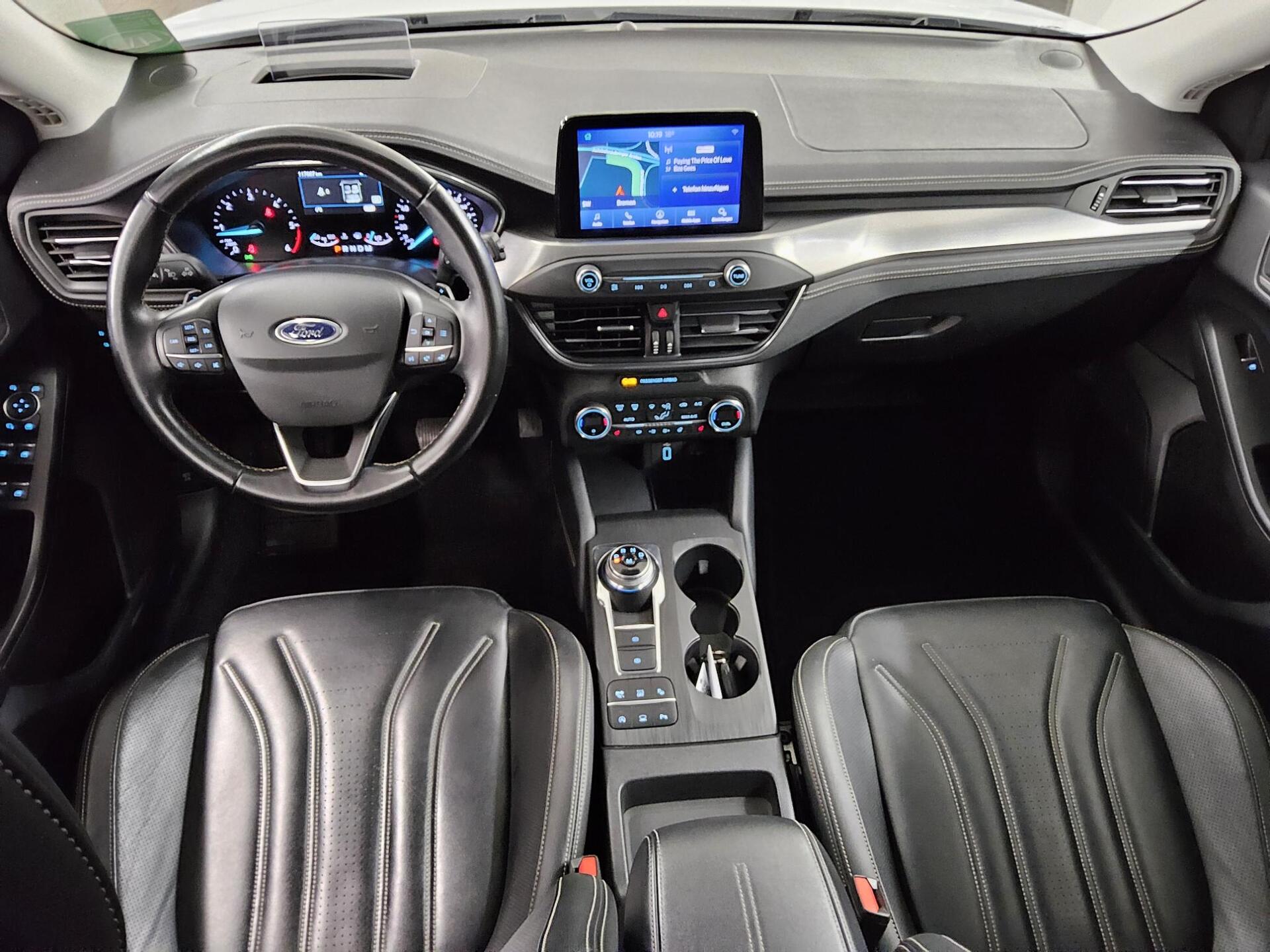 Ford Focus Turnier 1.5 EB Active Vignale Navi HuD AHK 5