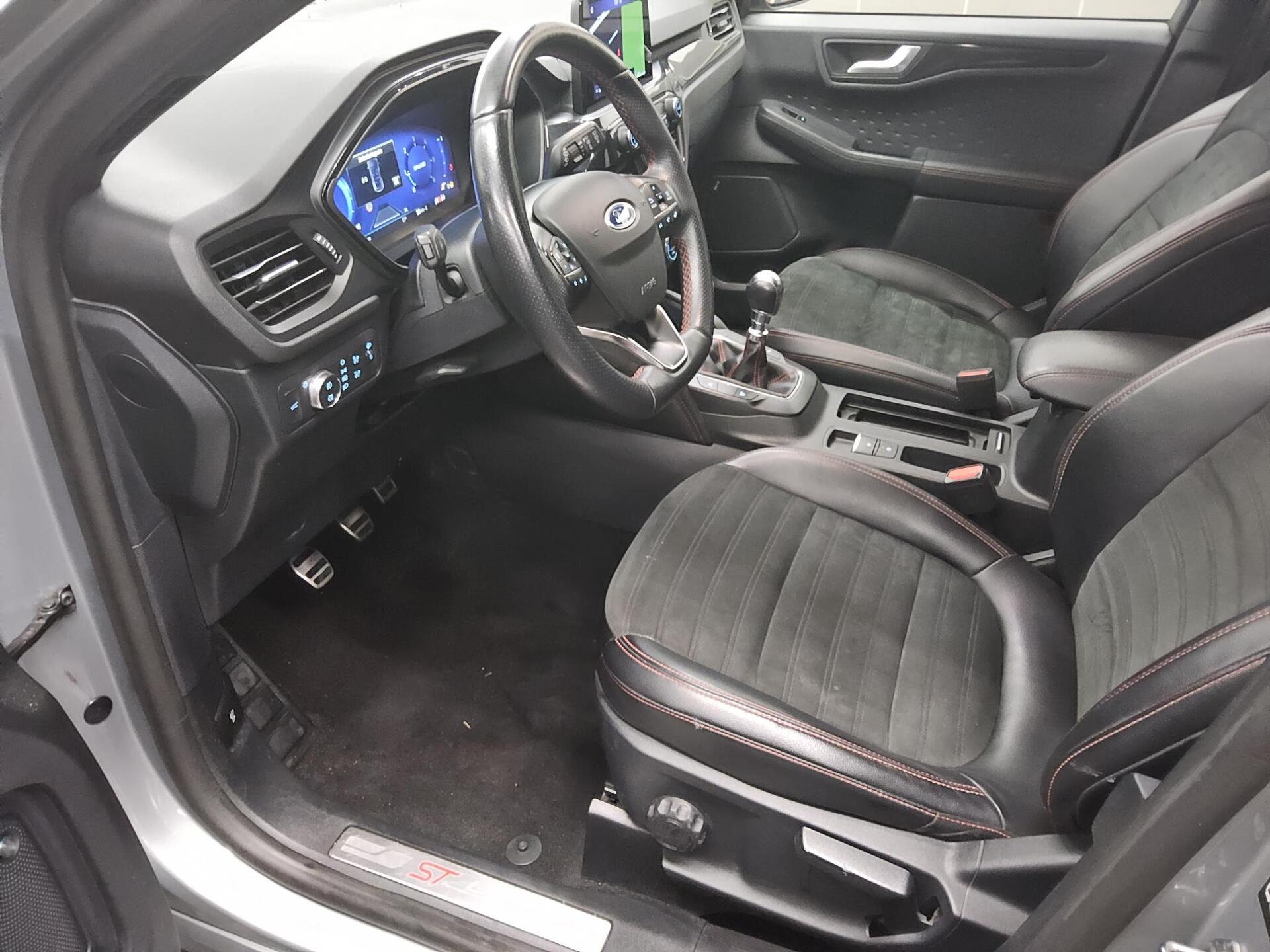 Ford Kuga 2.0 EB ST-Line Navi LED Shz AHK RfK 8