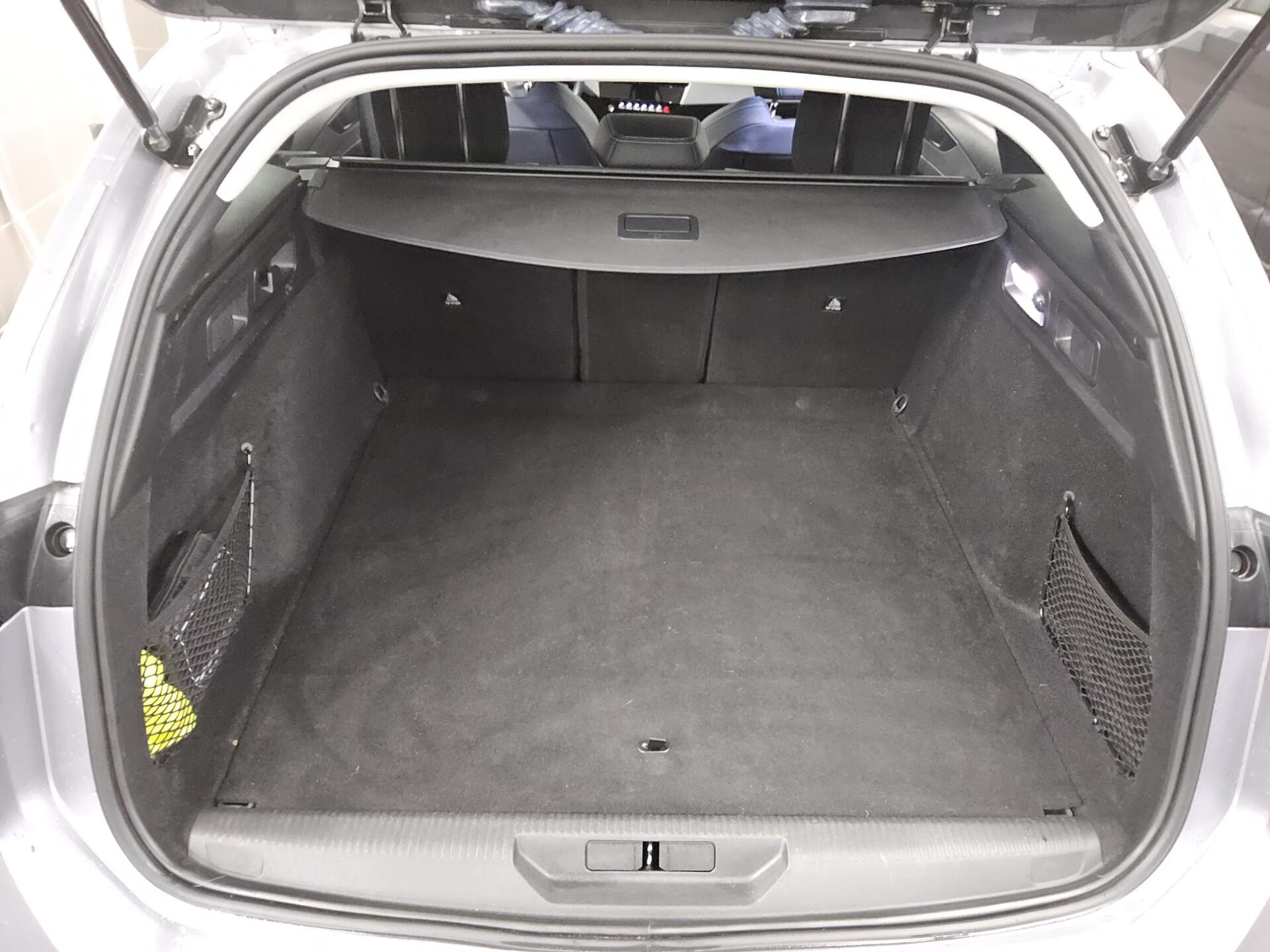 Peugeot 308 1.6 Allure Navi LED T-Leder 360° 13