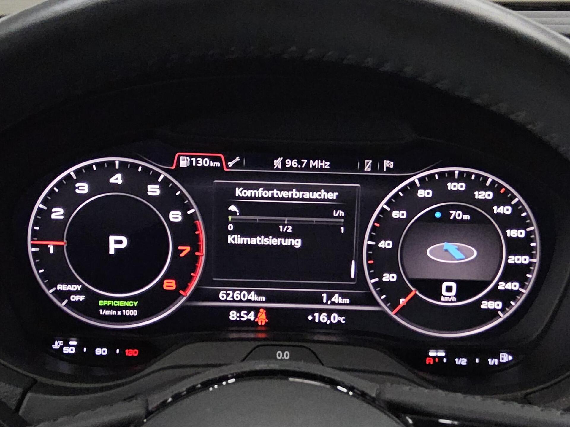 Audi A3 Sportback 40 TFSI Qu. sport Navi Xenon VC 8