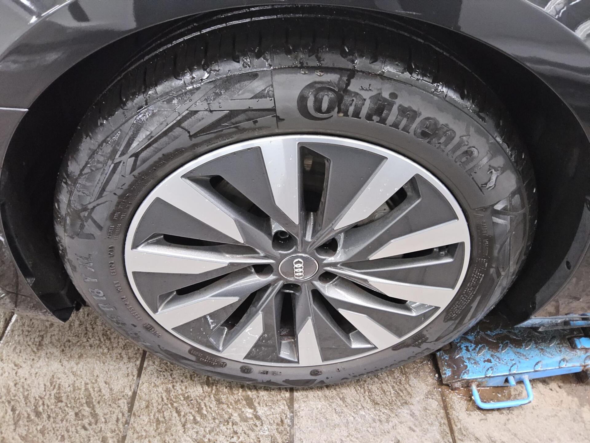 Audi A6 Avant 40 TDI Leder Navi+ vc LED RfK AHK ACC 11