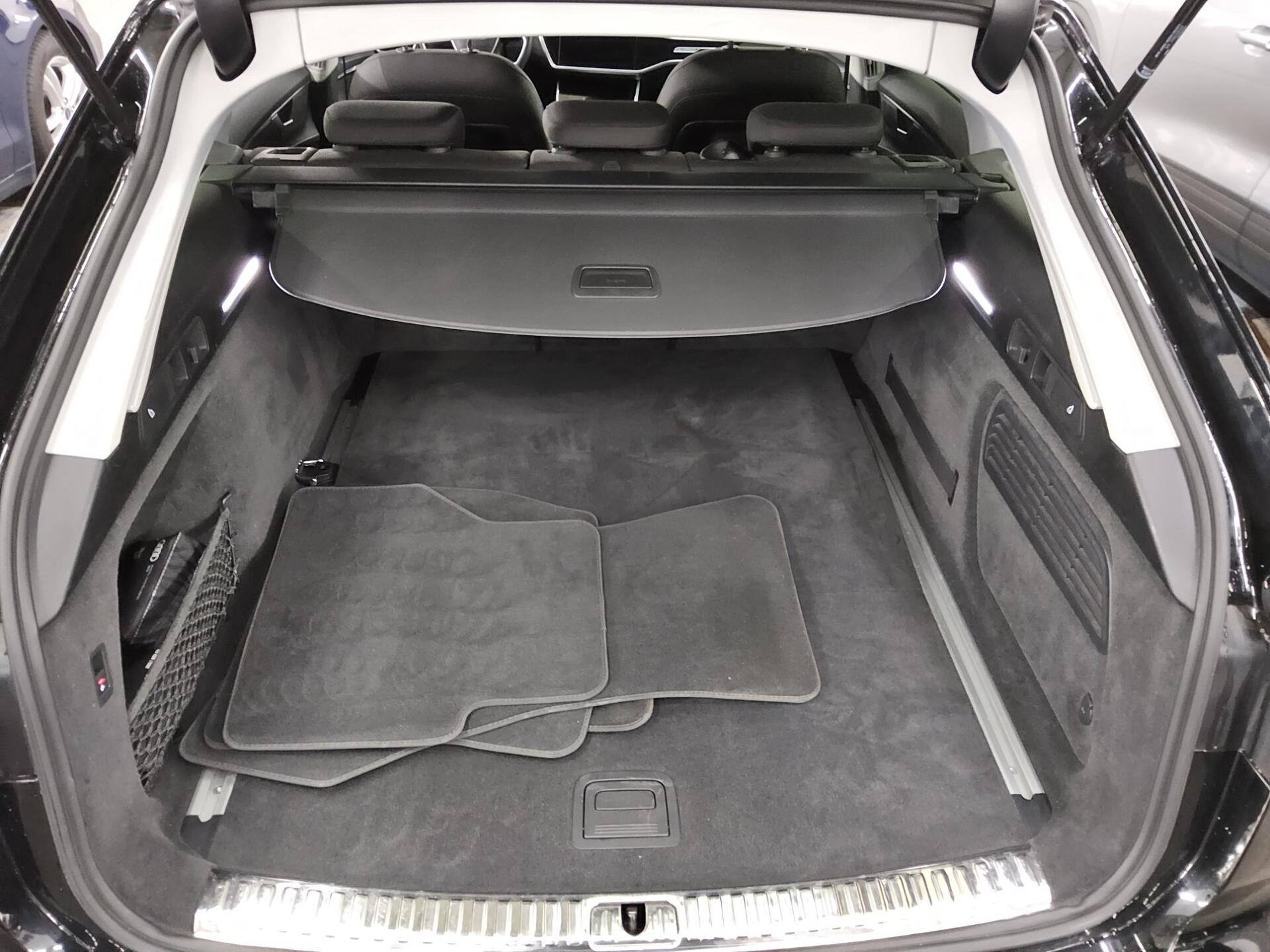 Audi A6 Avant 45 TDI Qu. Navi+ vc B&O LED AHK ACC 12