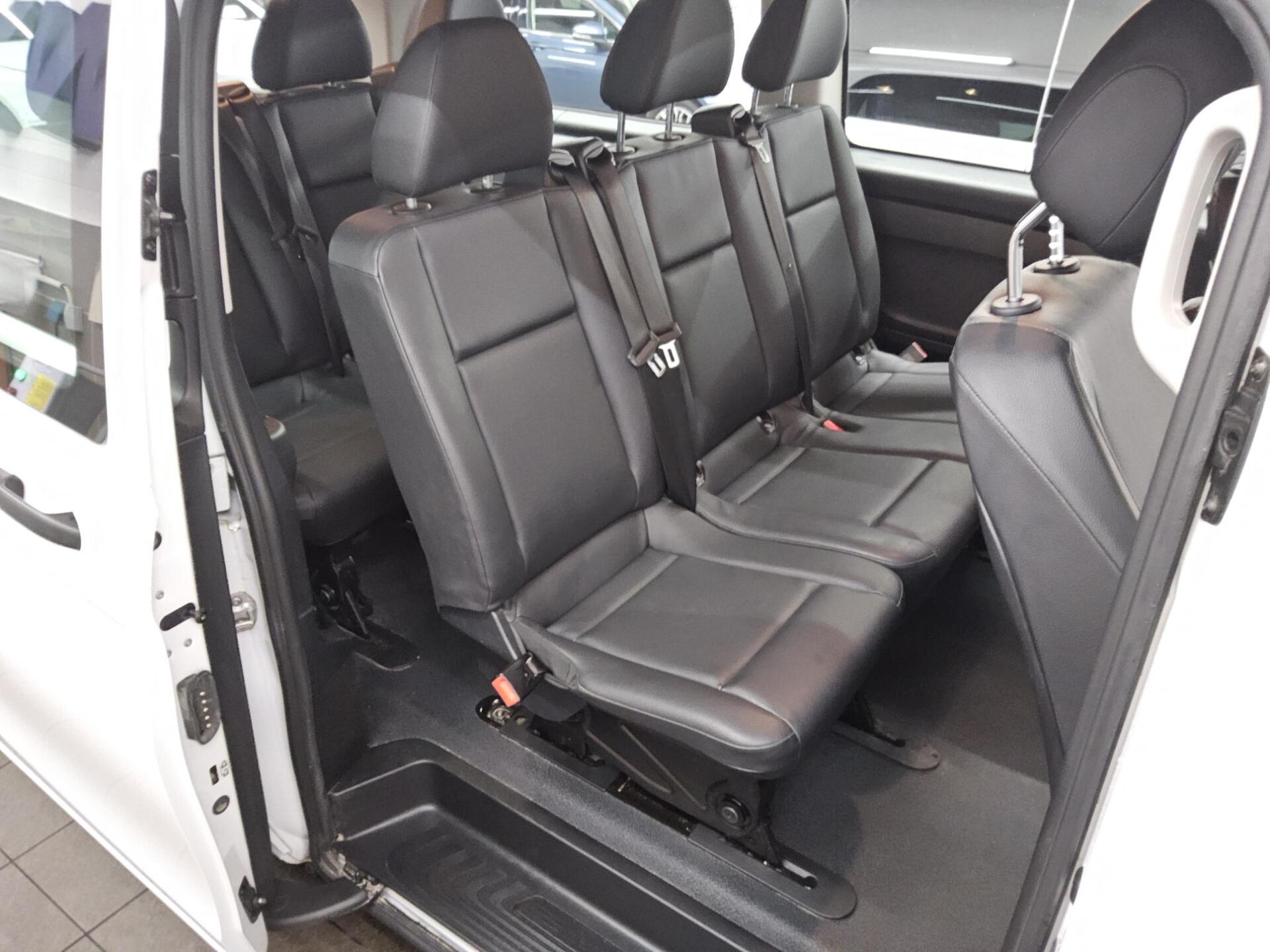 Mercedes-Benz Vito Tourer 114 CDI extralang 8-Sitze Leder Navi 12