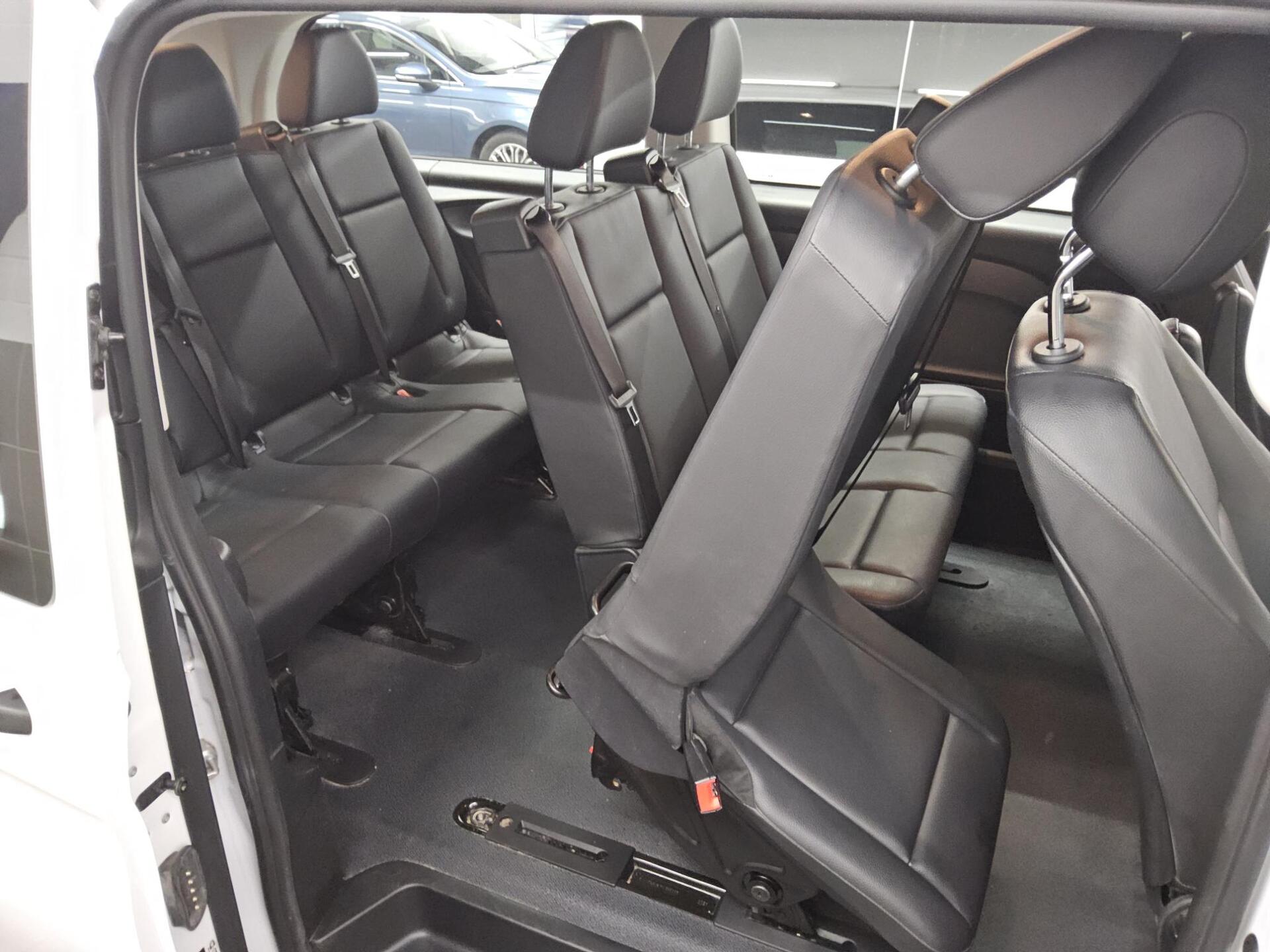 Mercedes-Benz Vito Tourer 114 CDI extralang 8-Sitze Leder Navi 13