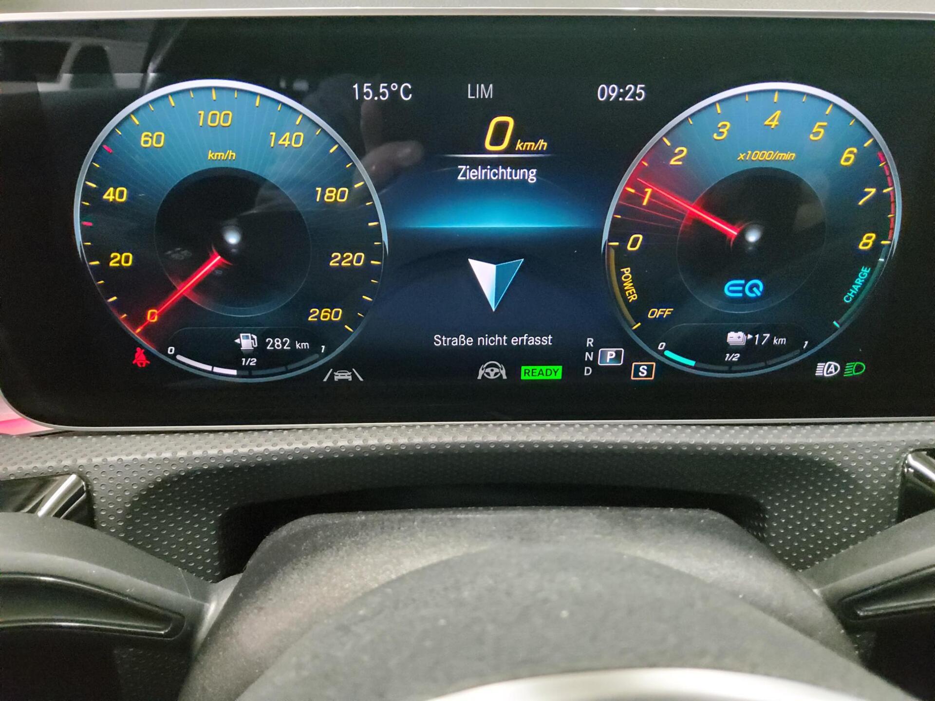 Mercedes-Benz A 250 Lim. e Progressive Navi LED MBUX 360° StHz 8